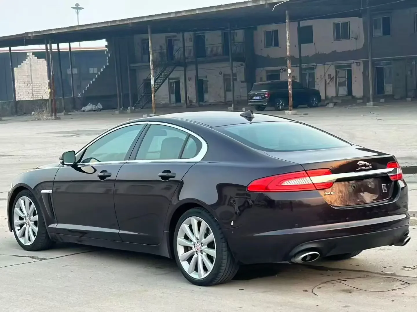 Jaguar XF