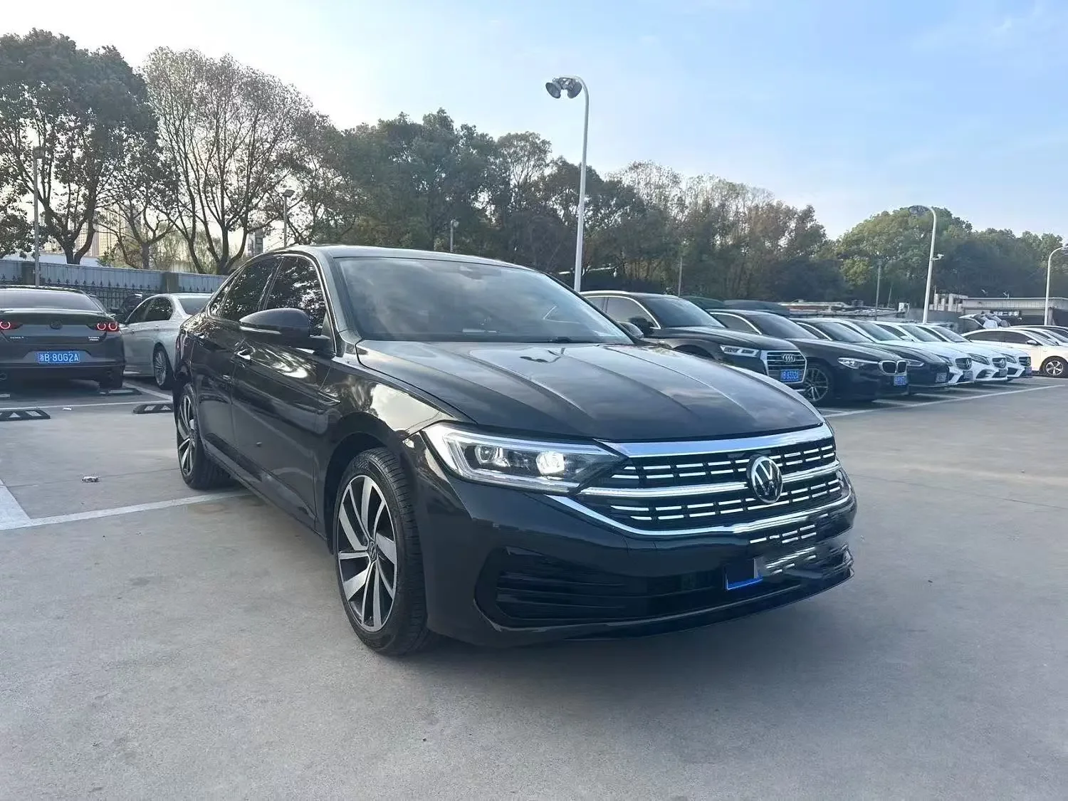 Volkswagen Sagitar