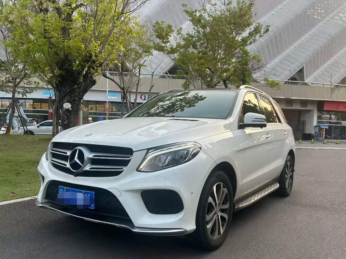 Mercedes-Benz GLE (Imported)