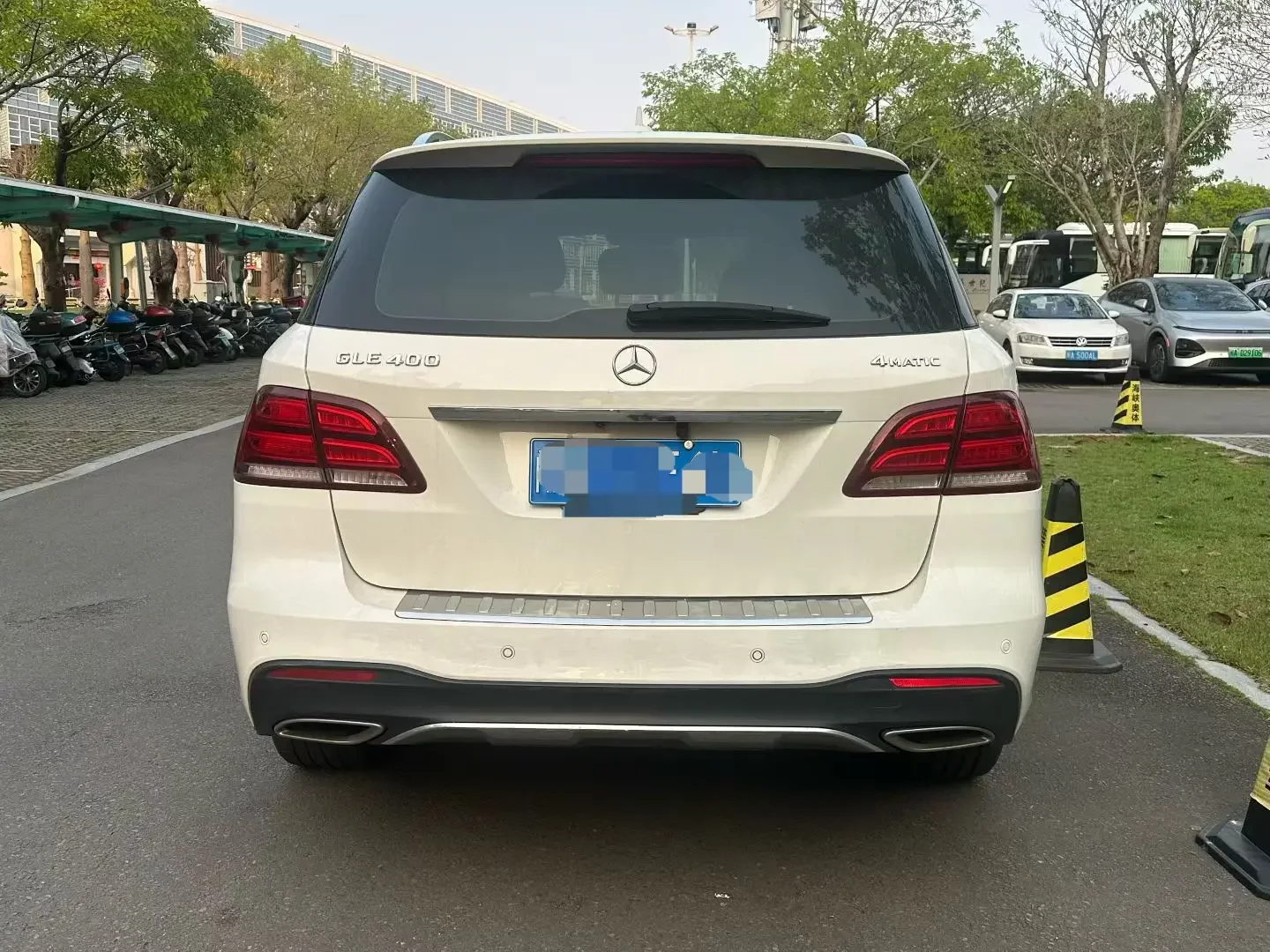 Mercedes-Benz GLE (Imported)