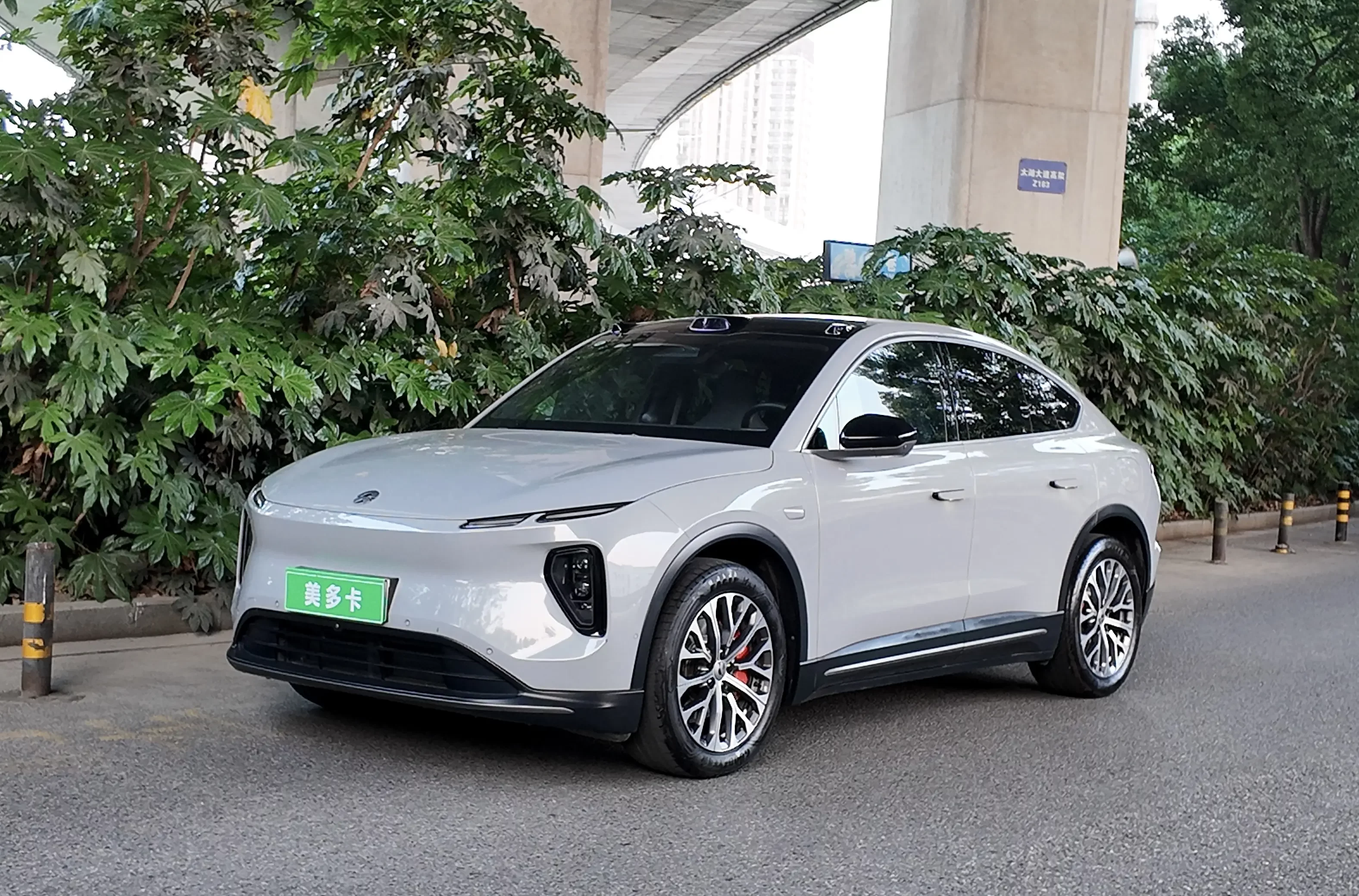 NIO EC6