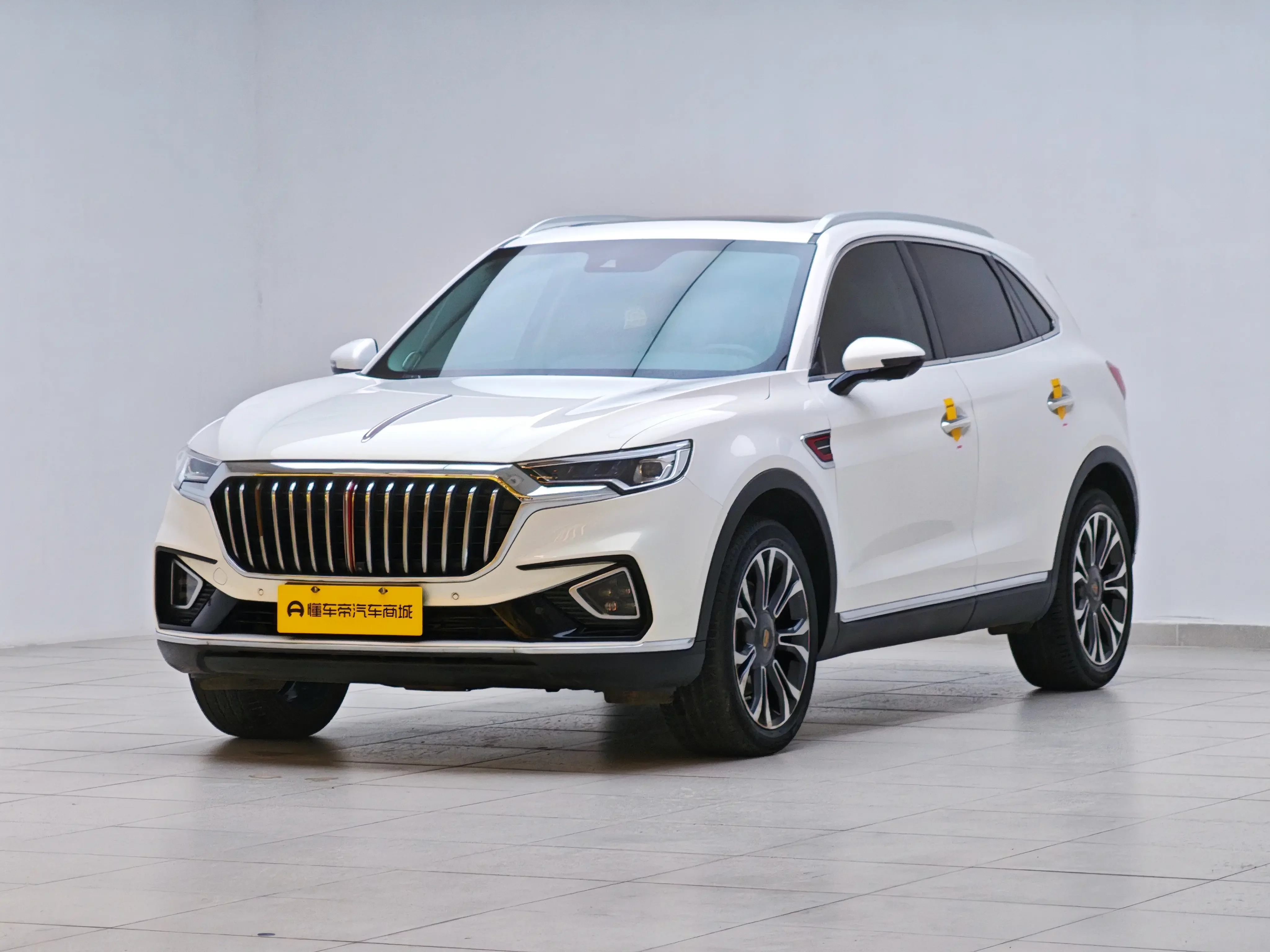 Hongqi HS5
