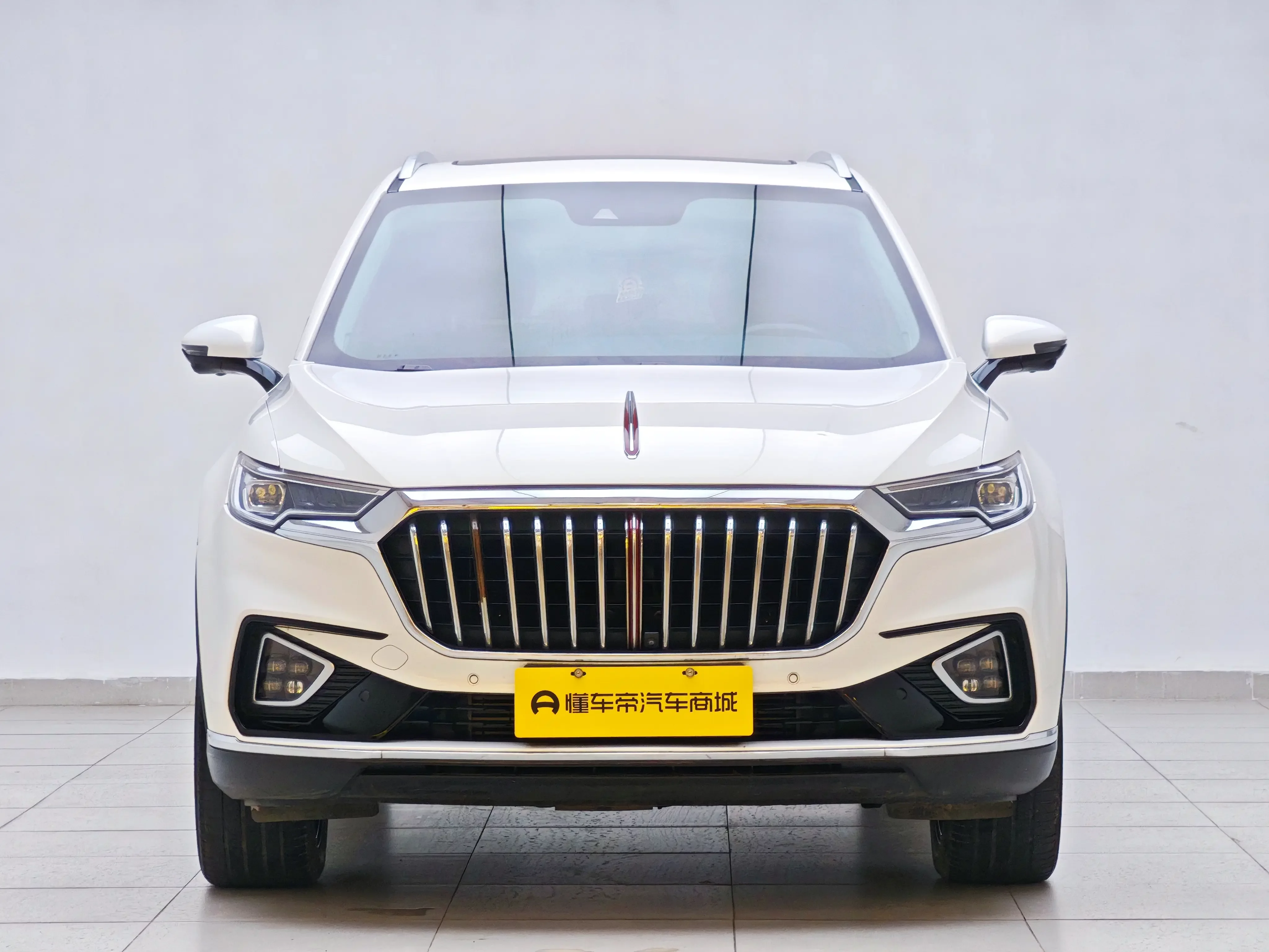 Hongqi HS5