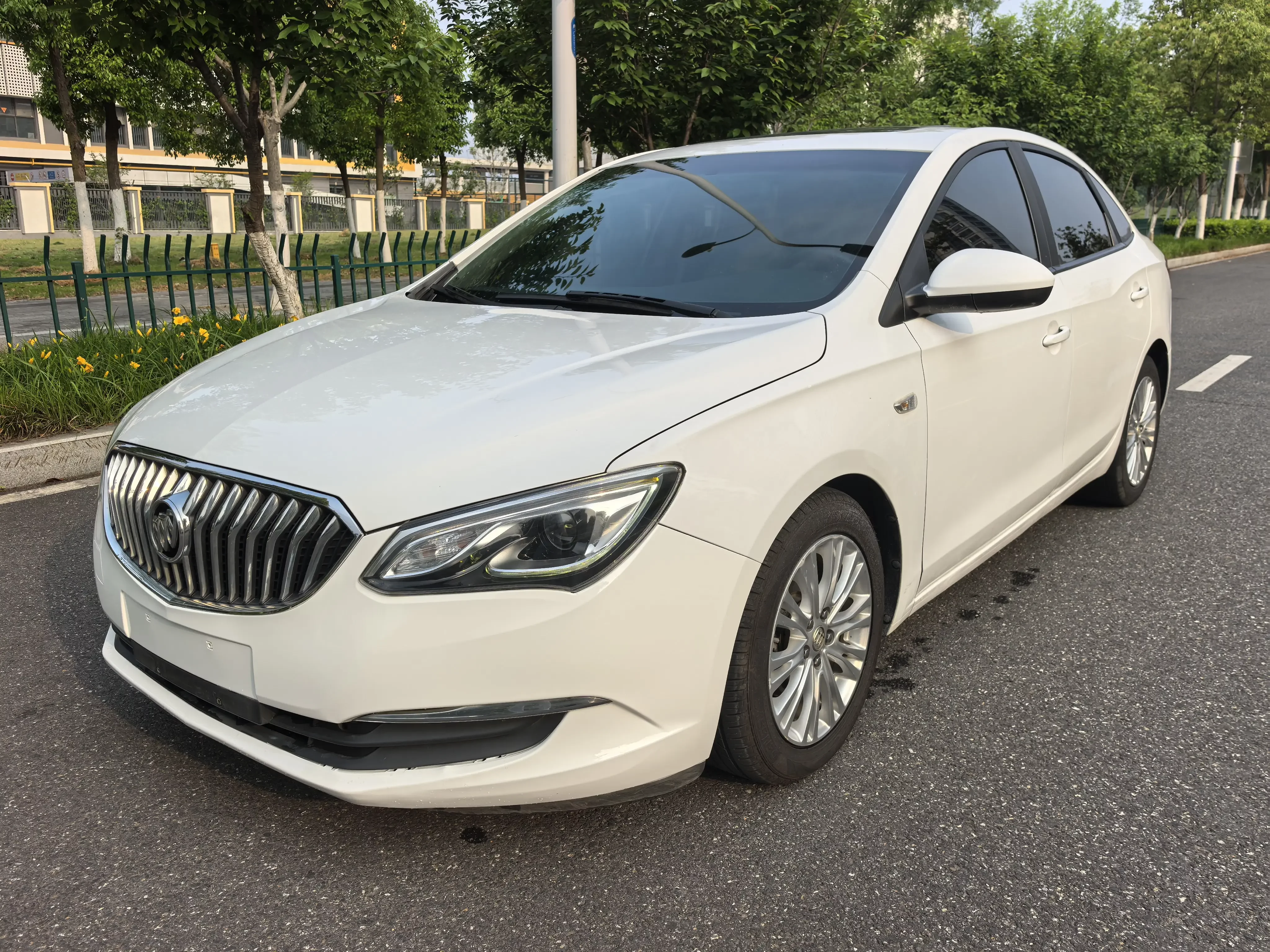 Buick Yinglang
