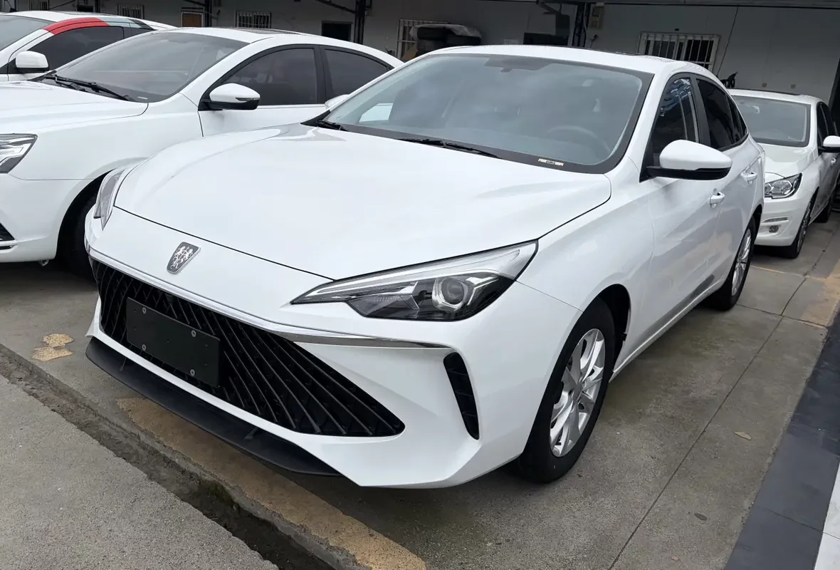 Roewe i5