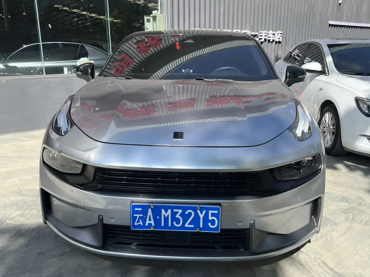 Lynk & Co 03