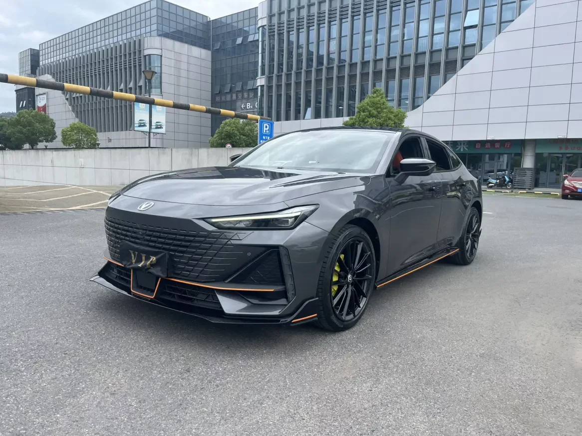 Changan UNI-V