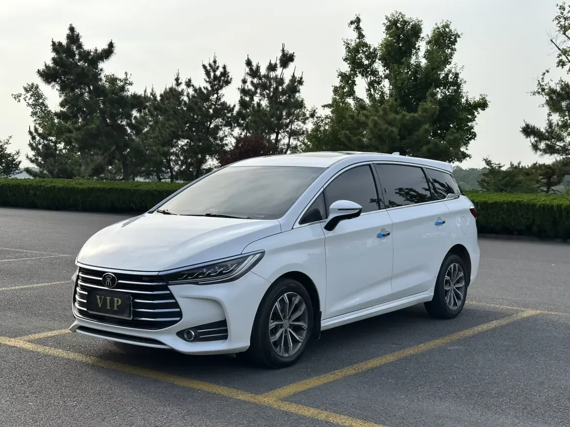 BYD Song MAX