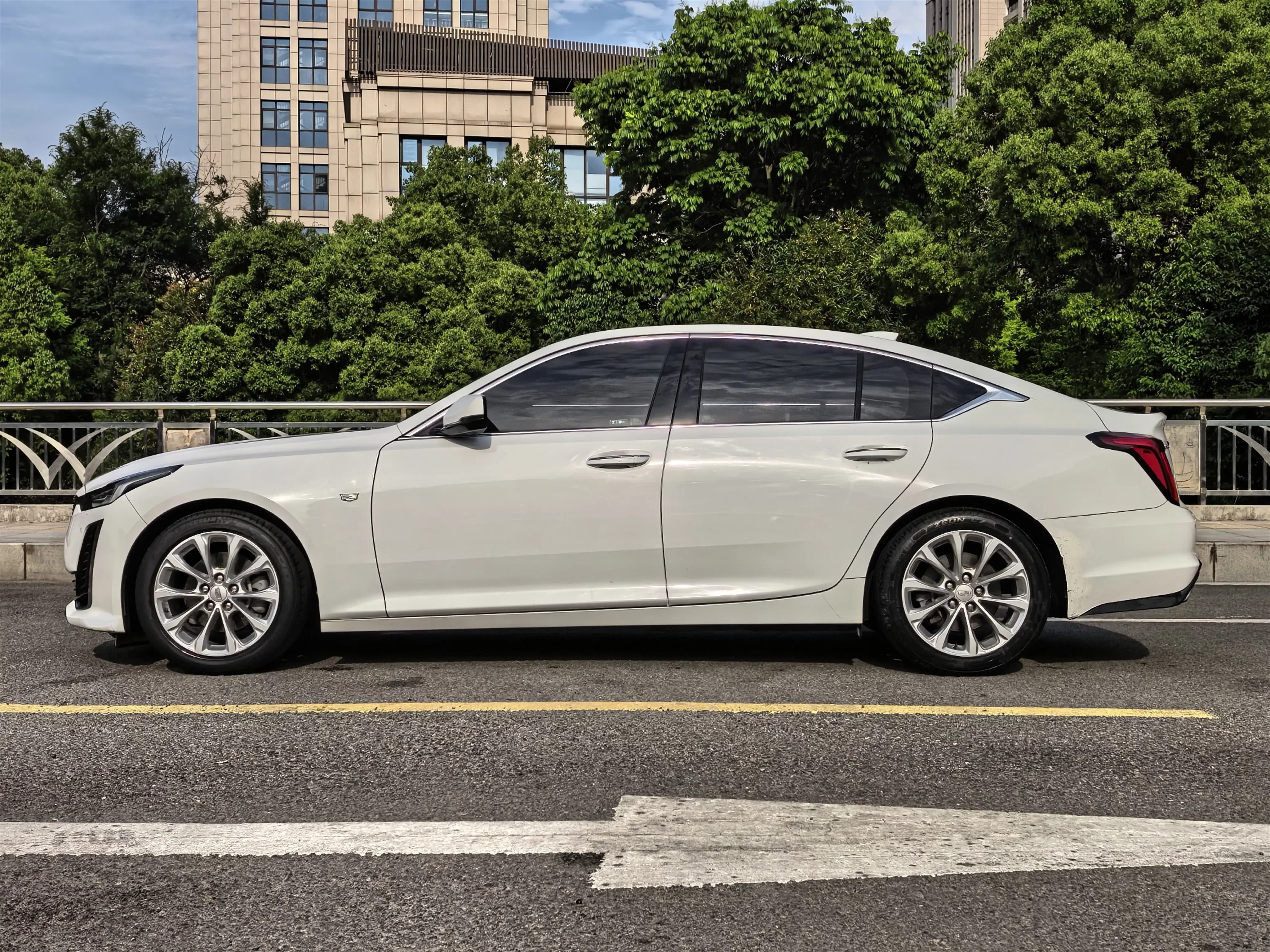 Cadillac CT5
