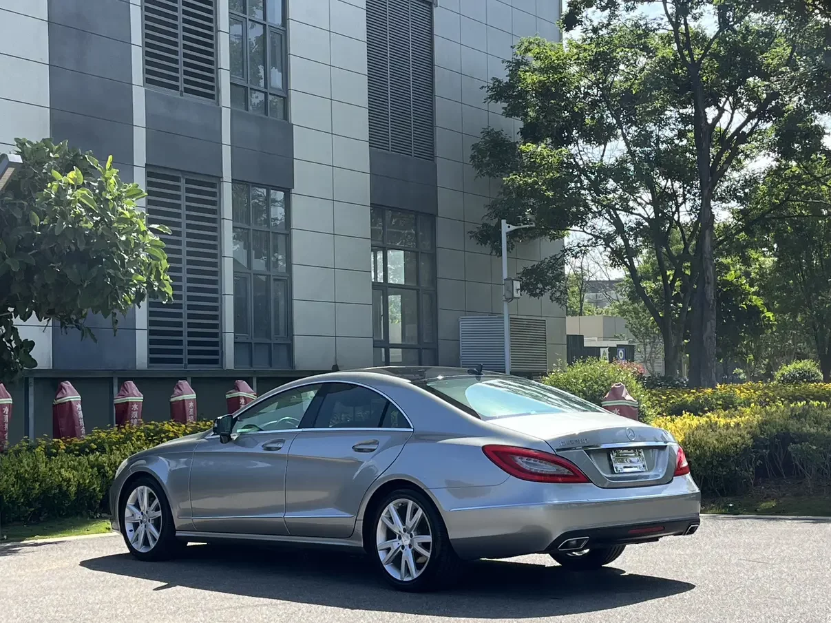 Mercedes-Benz CLS