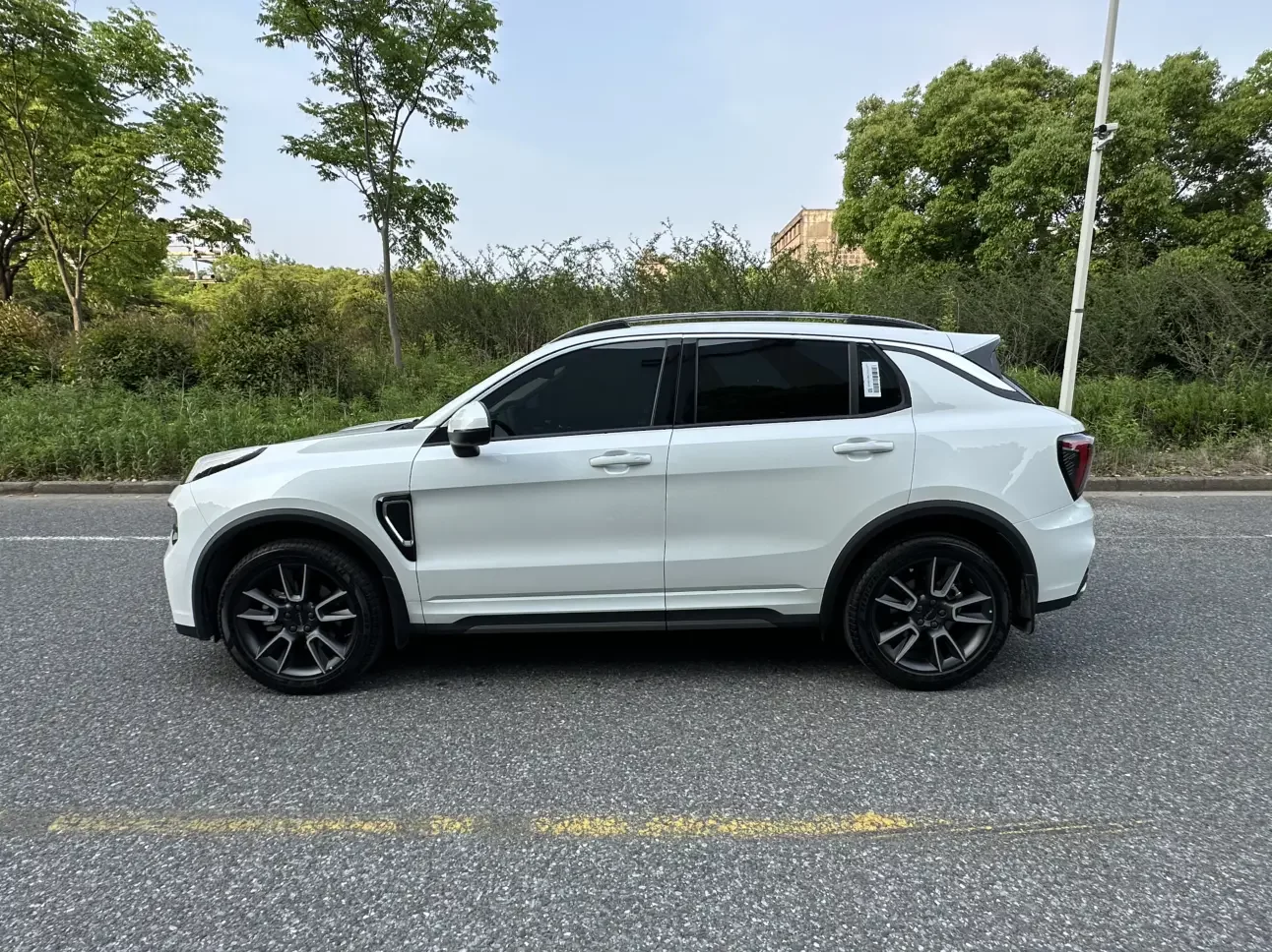 Lynk & Co 01