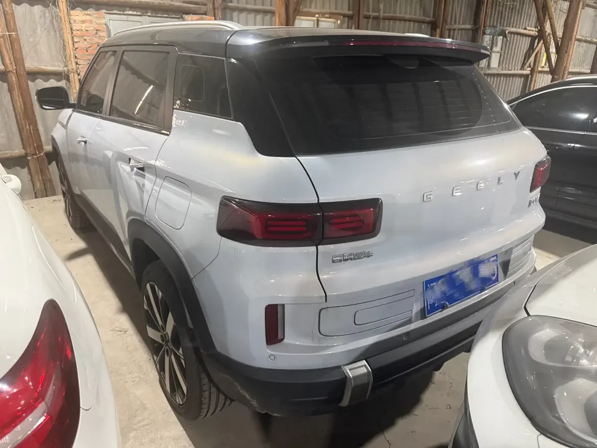 Geely ICON