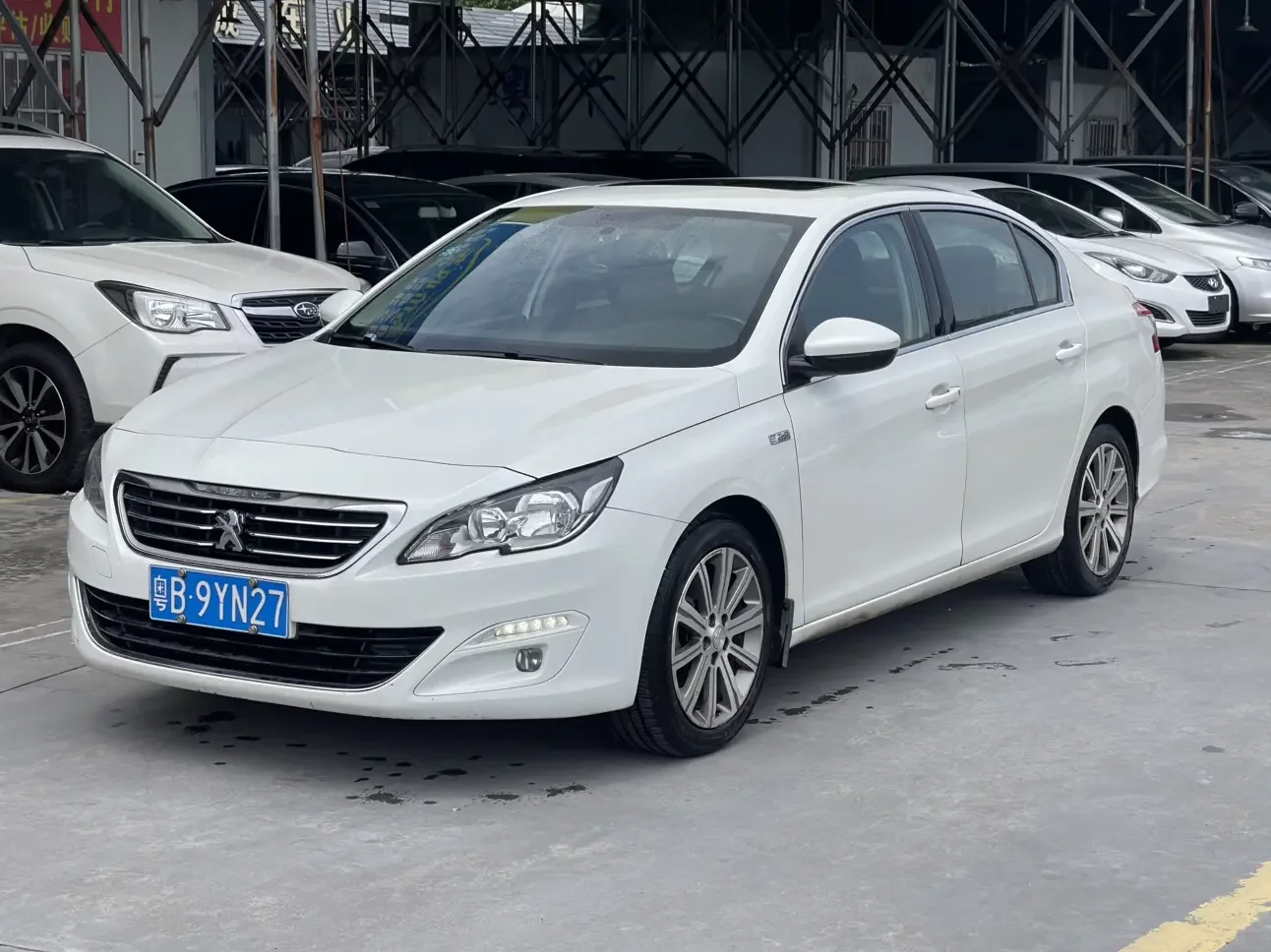 Peugeot 408