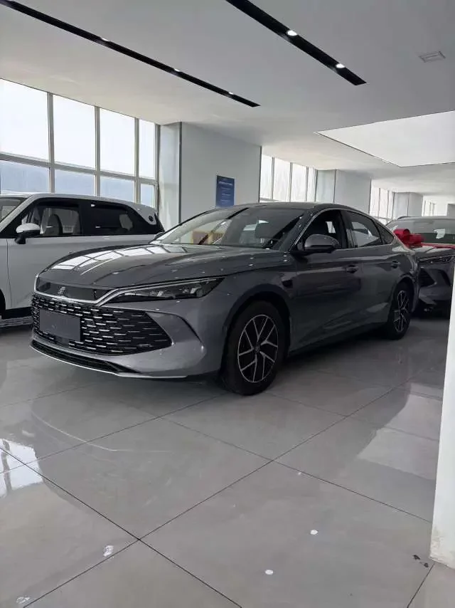 BYD Qin L DM