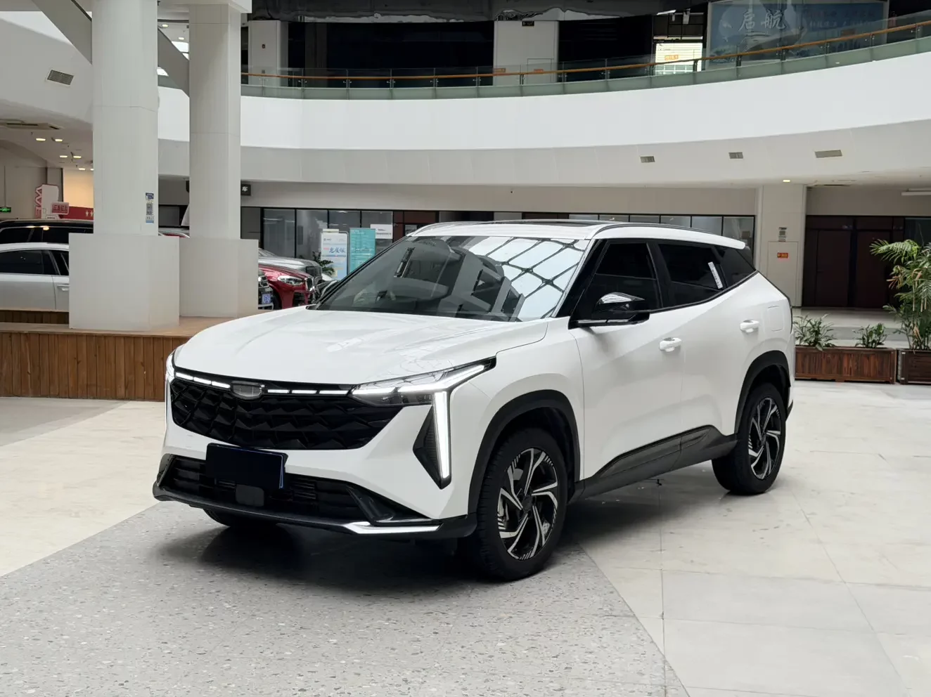 Geely Atlas