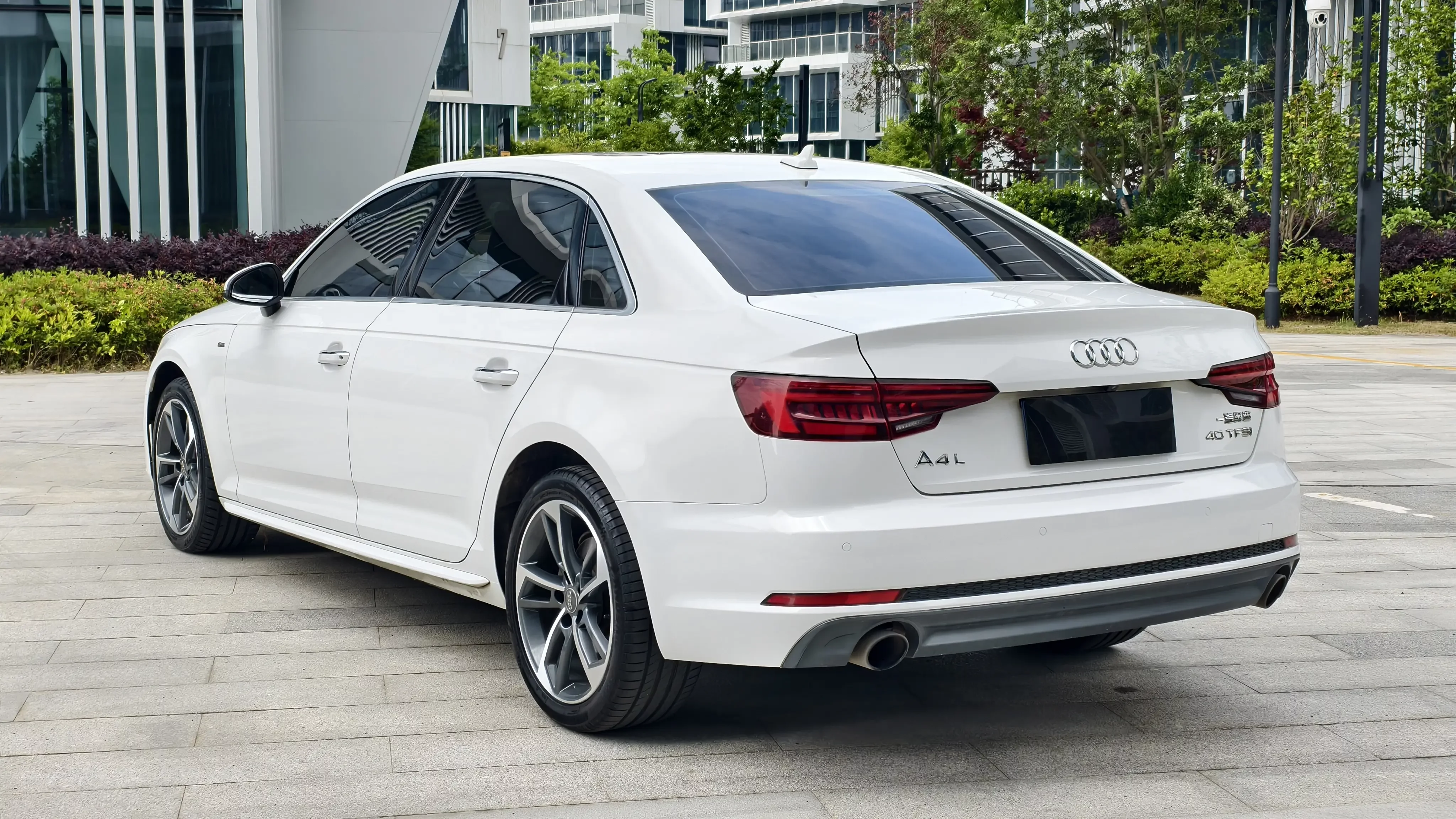 Audi A4L