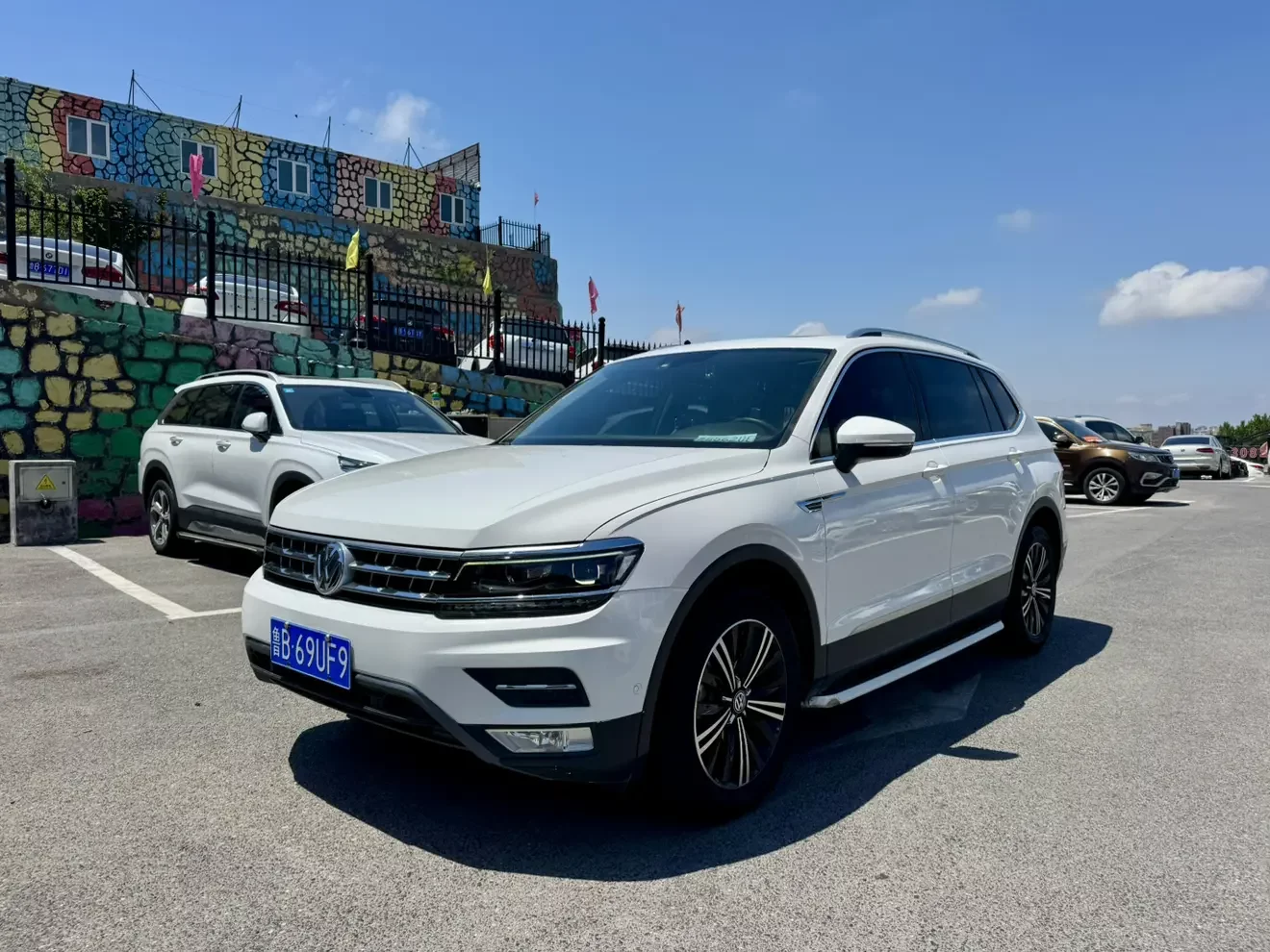 Volkswagen Tiguan L