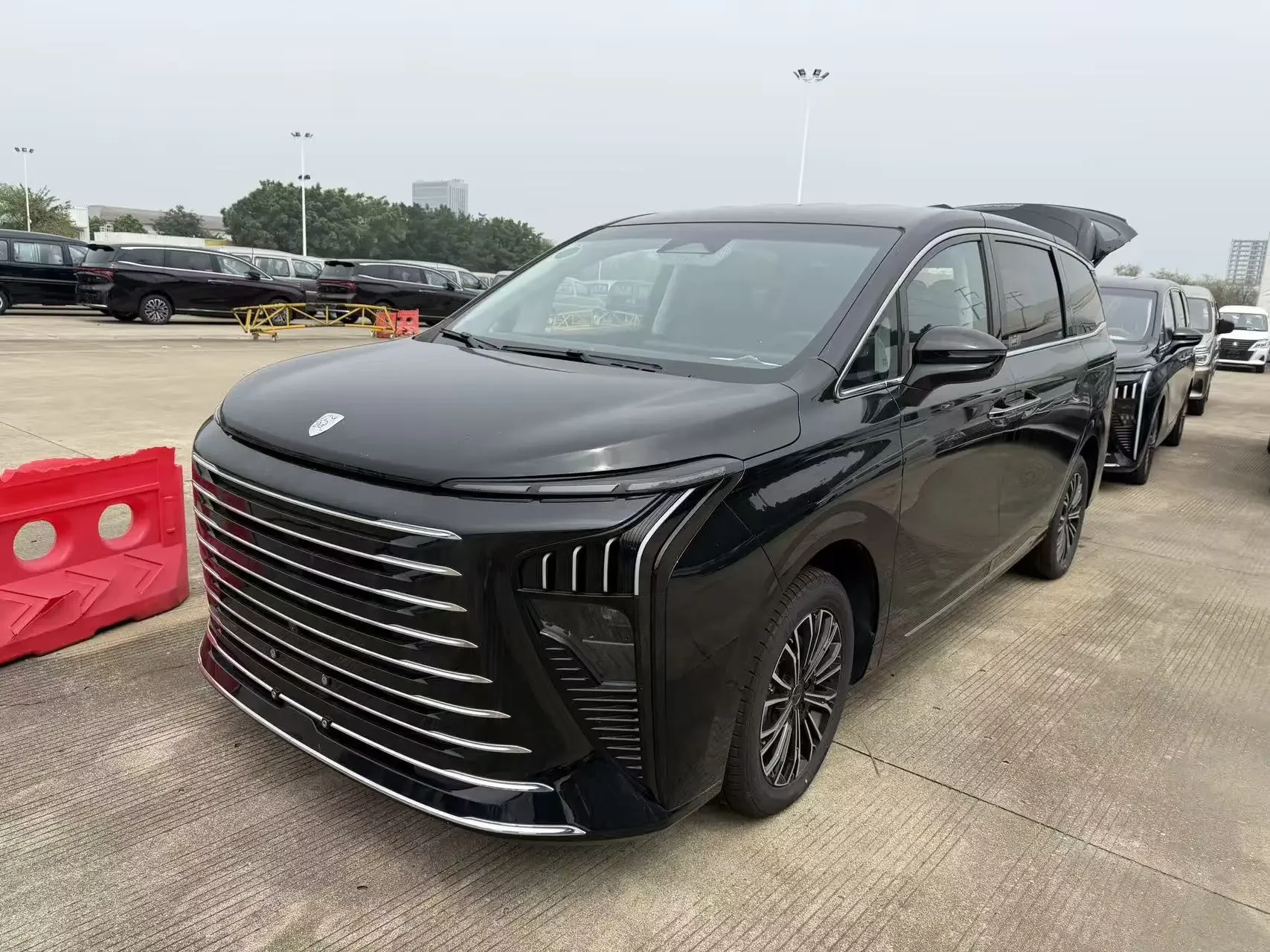 Forthing Xinghai V9