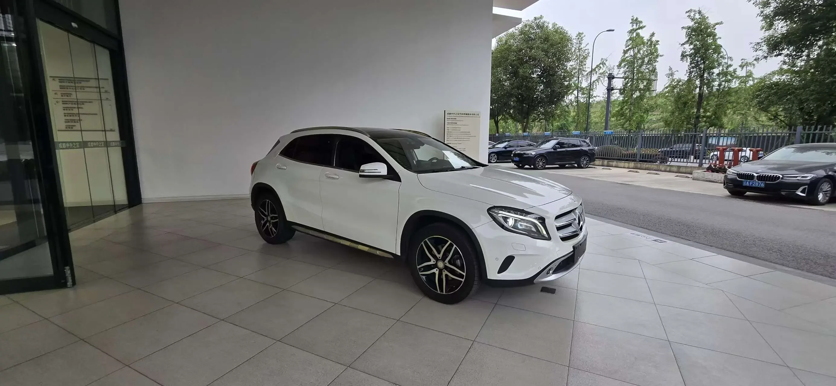 Mercedes-Benz GLA