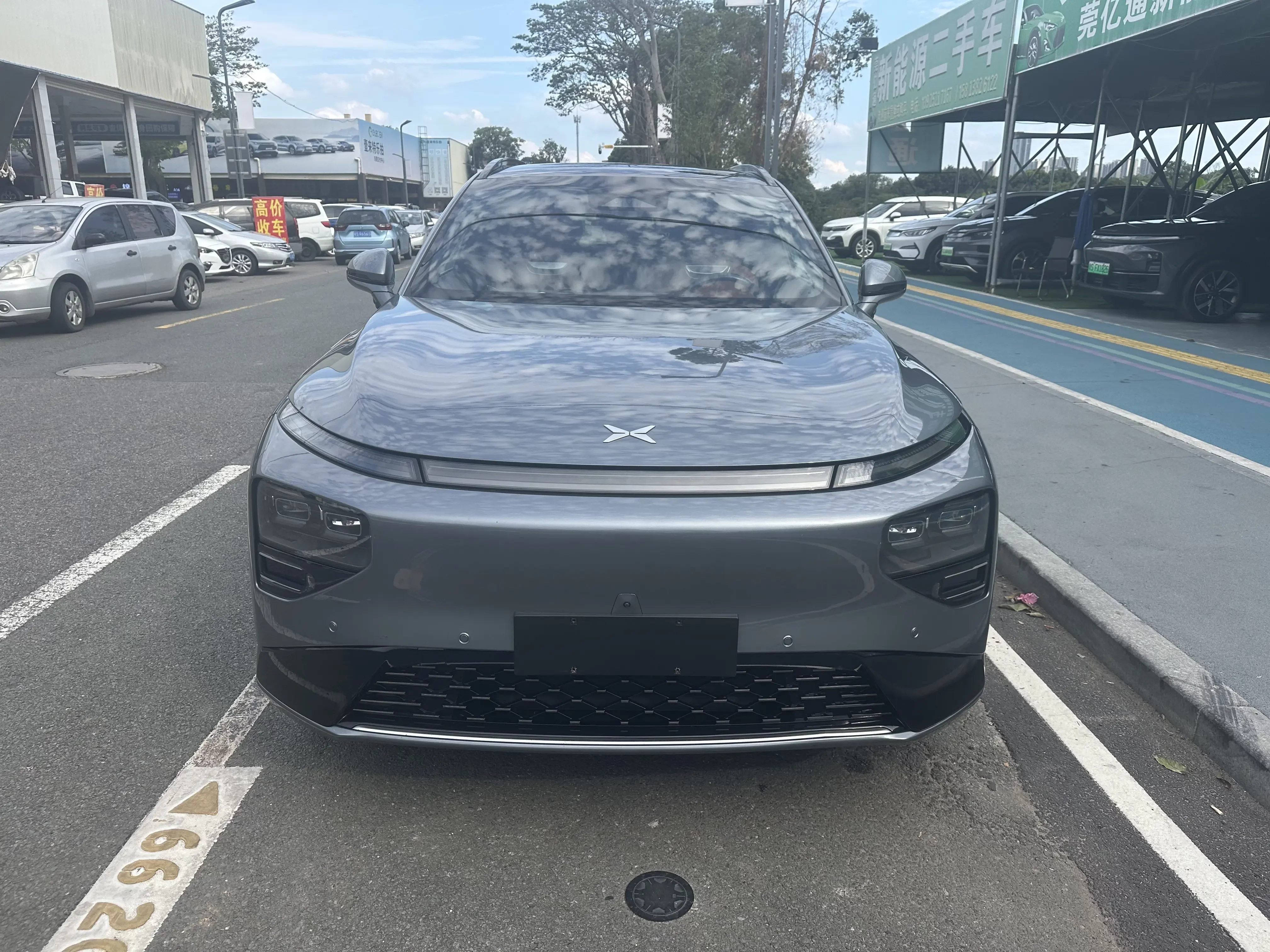 Xpeng G9