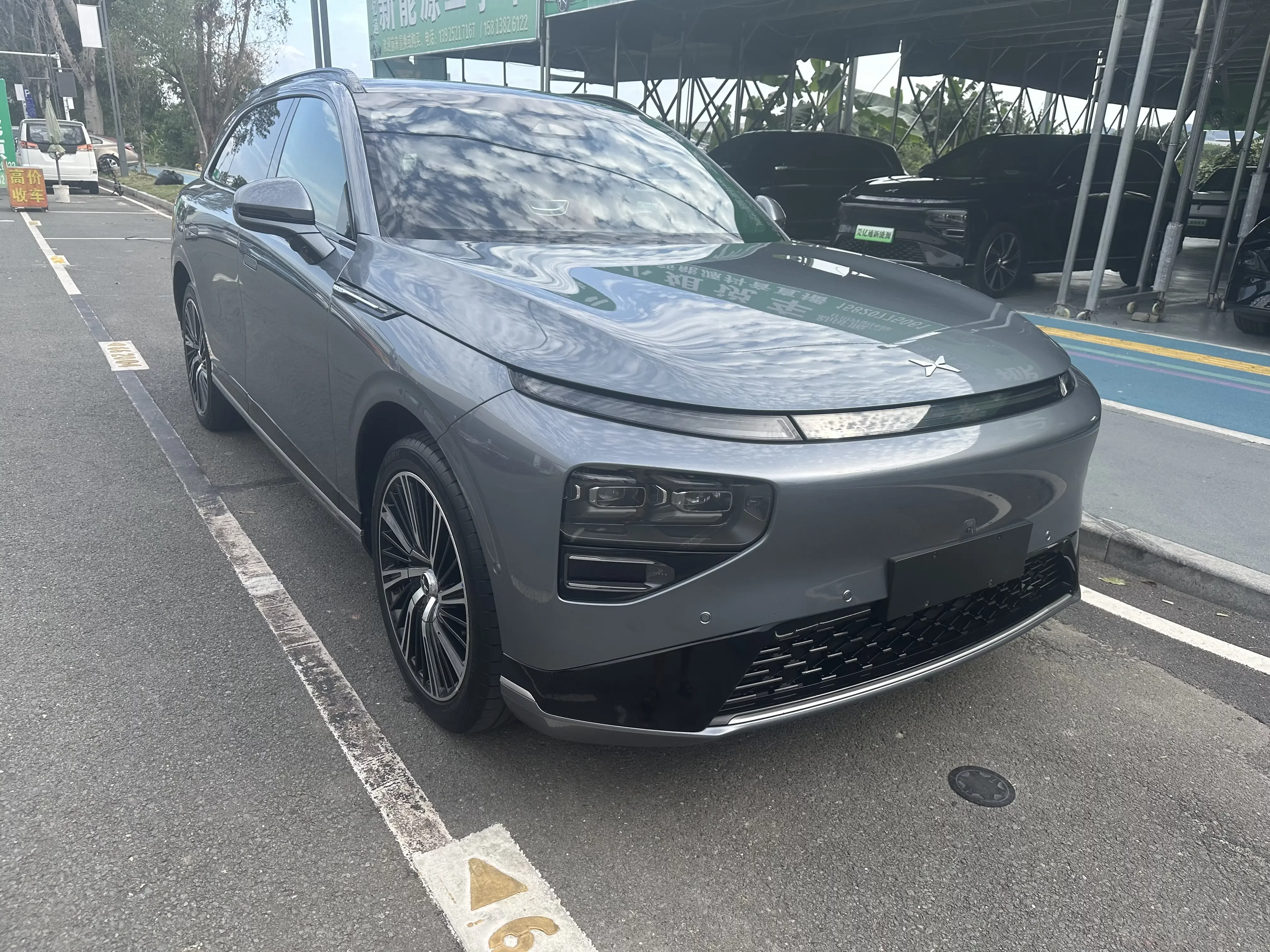 Xpeng G9