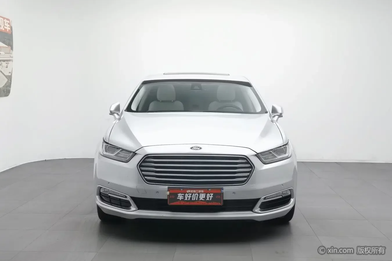 Ford Taurus