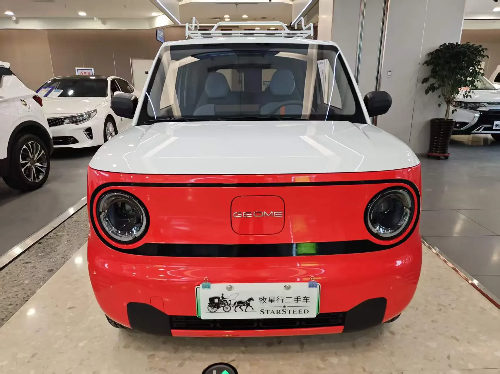 Geely panda