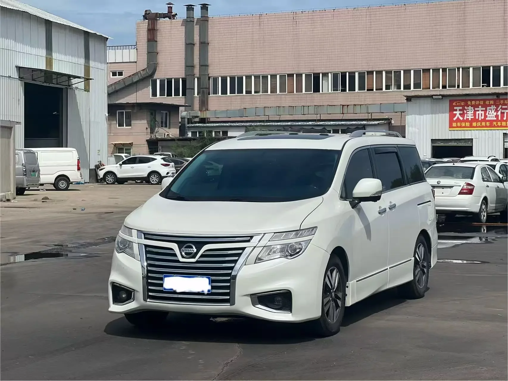 Nissan nobleman