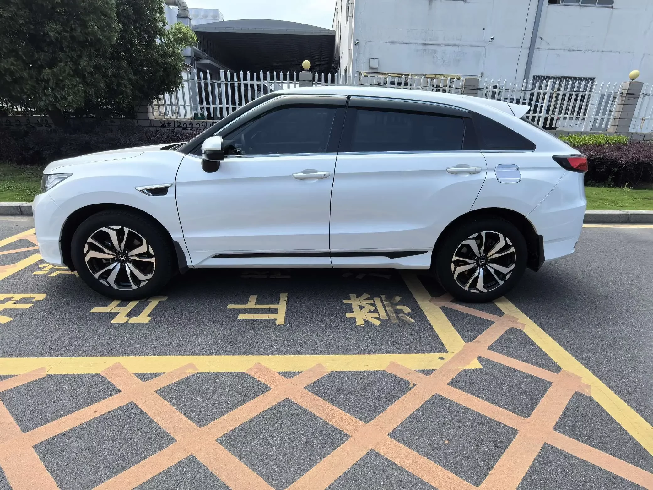 Honda UR-V