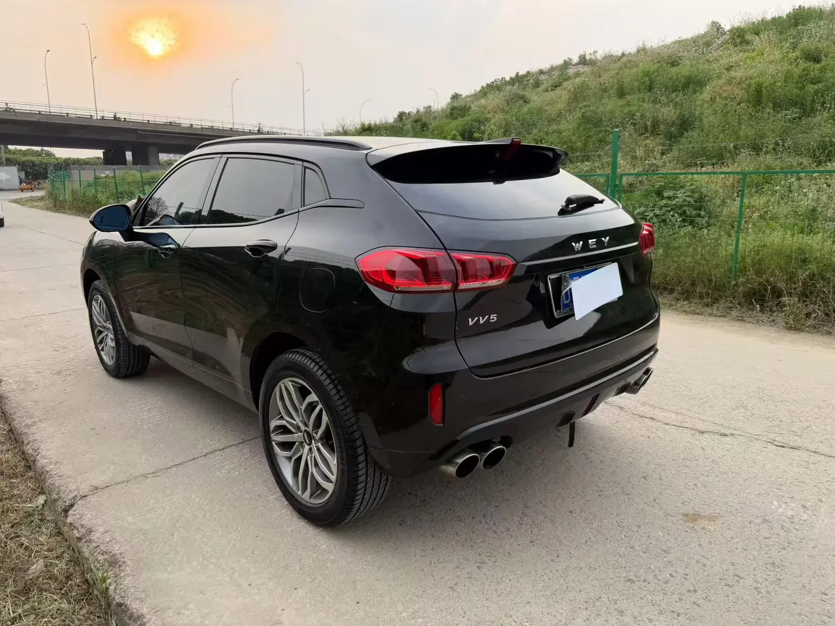 Wey Wei brand VV5