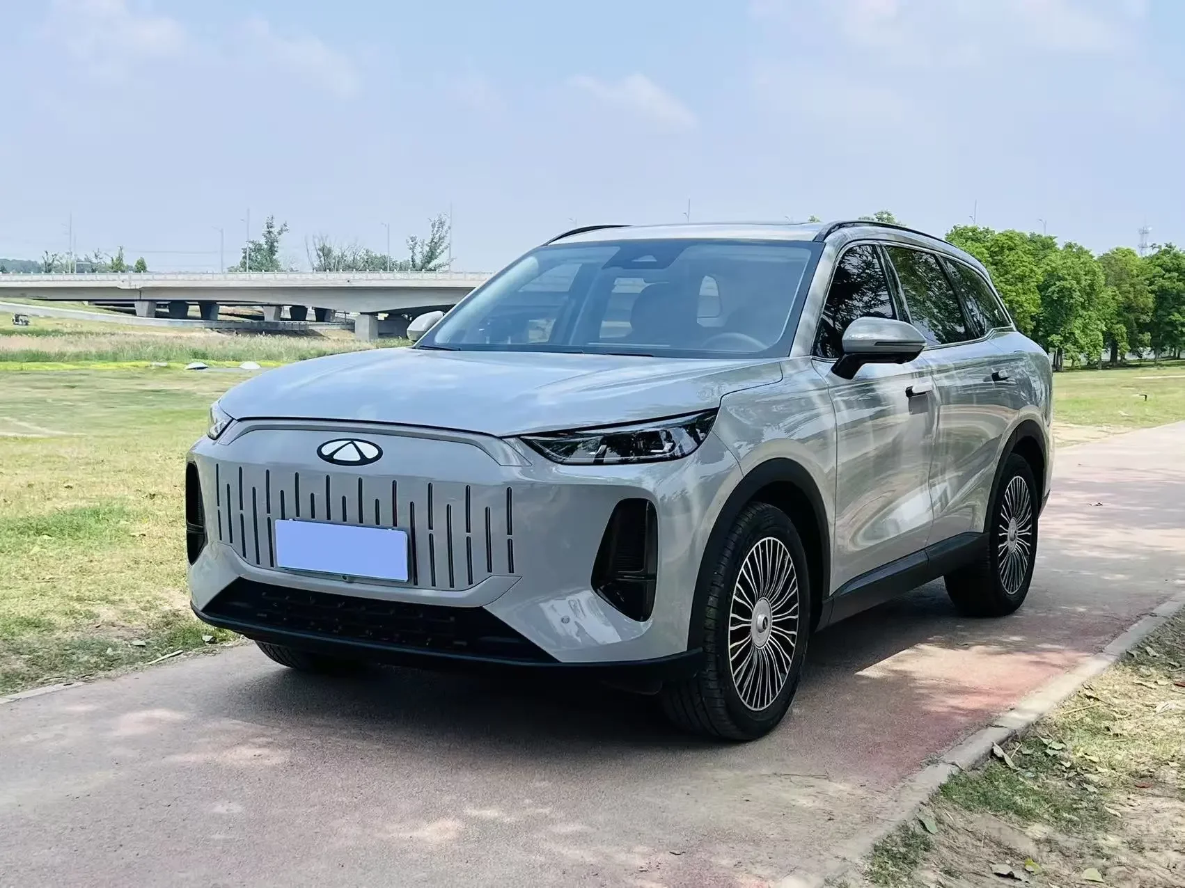 Chery Fengyun T9