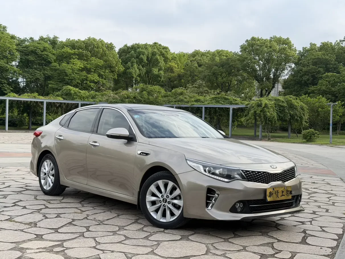 Kia K5