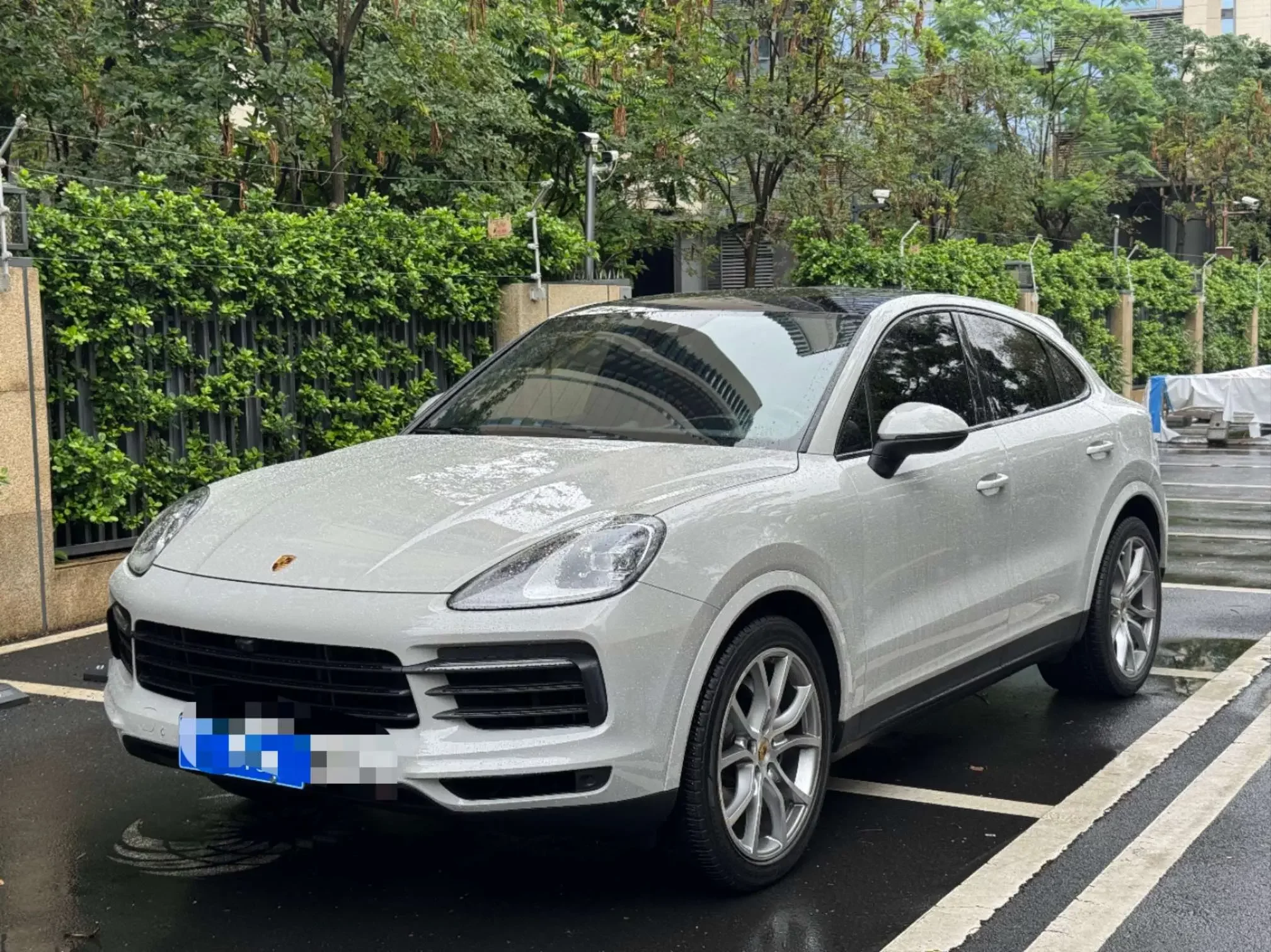 Porsche Cayenne Coupe