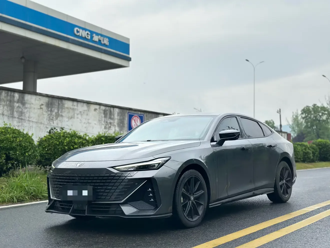 Changan UNI-V  из Китая