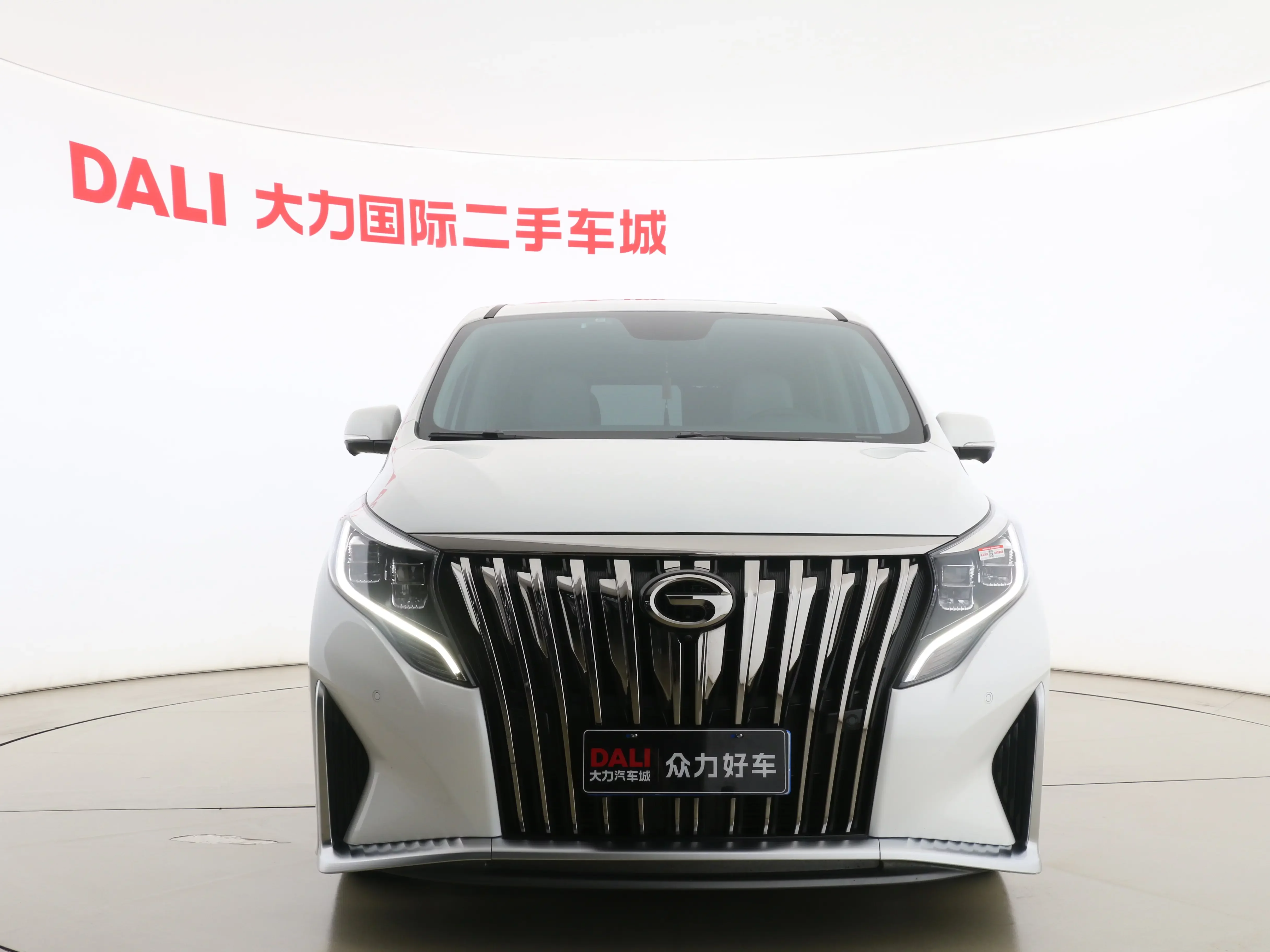 GAC Trumpchi M8