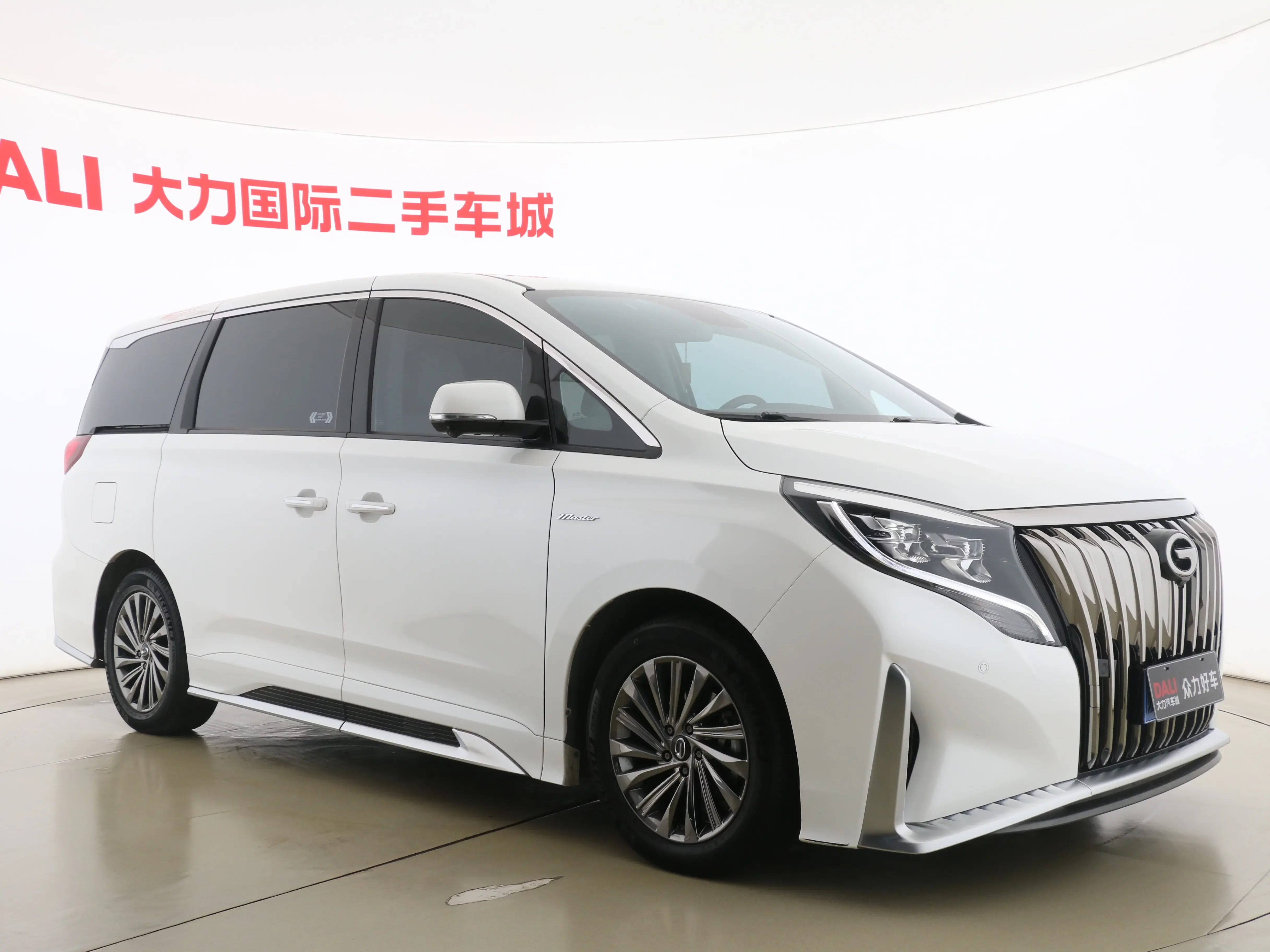 GAC Trumpchi M8