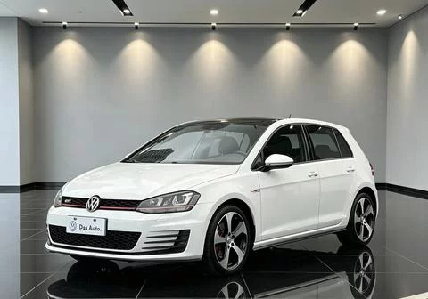 Volkswagen Golf GTI