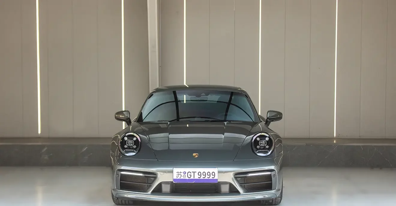 Porsche 911