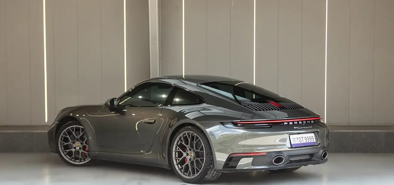 Porsche 911