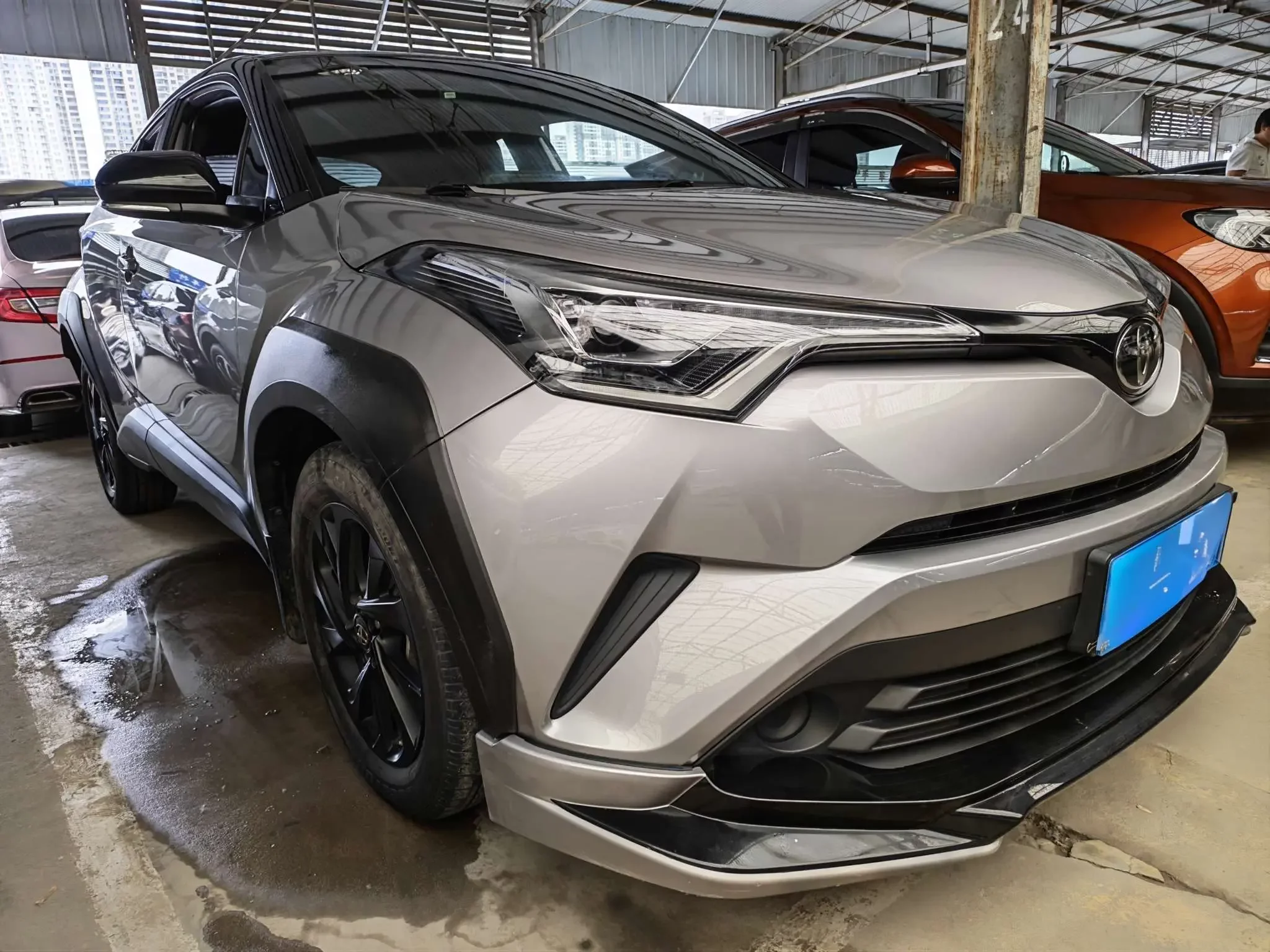 Toyota C-HR Hybrid
