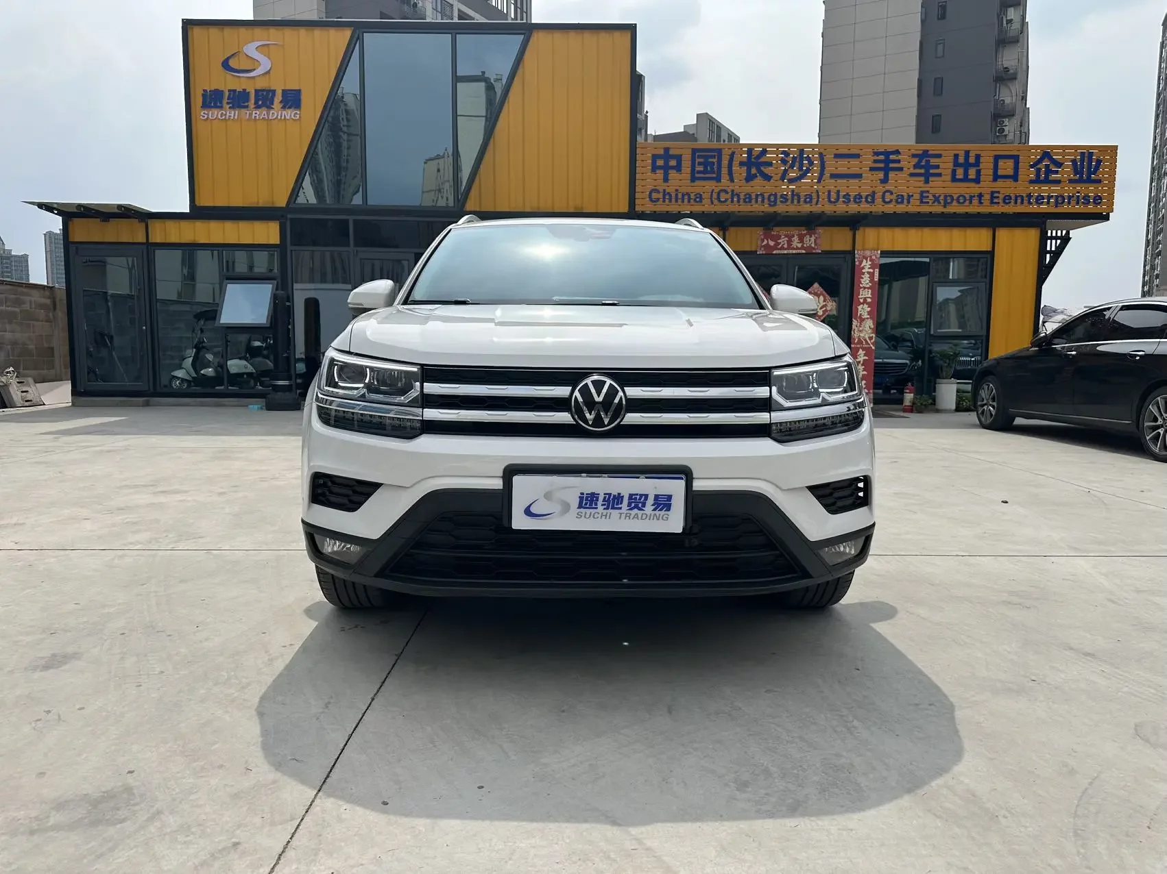 Volkswagen Tharu