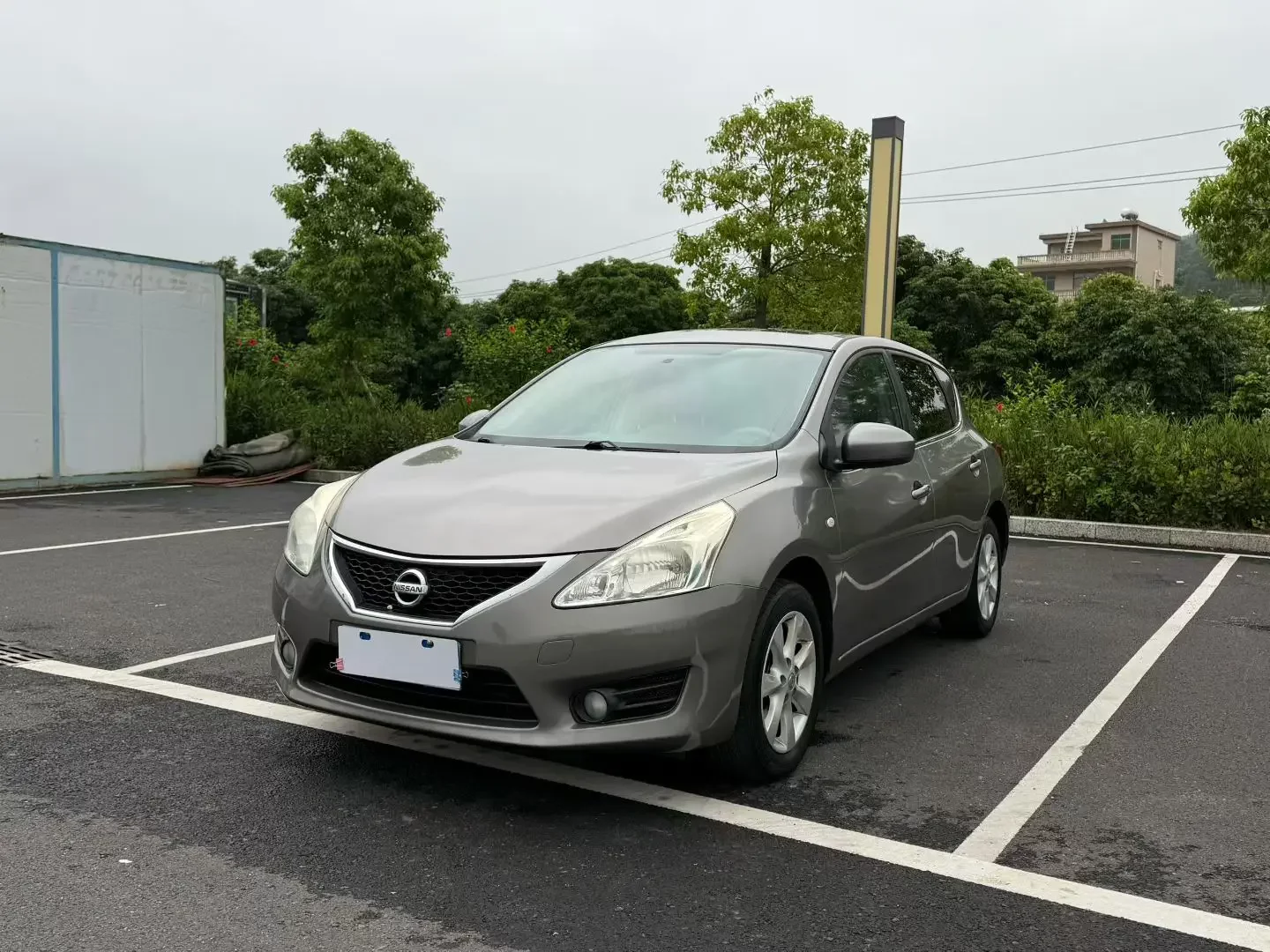 Nissan Tiida