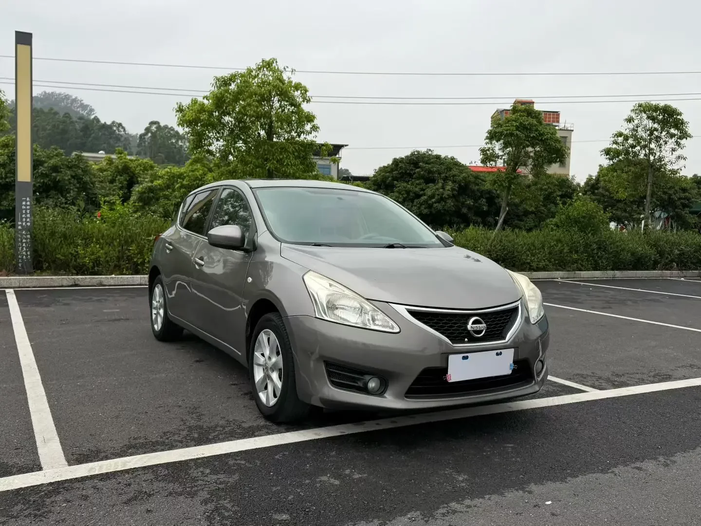 Nissan Tiida
