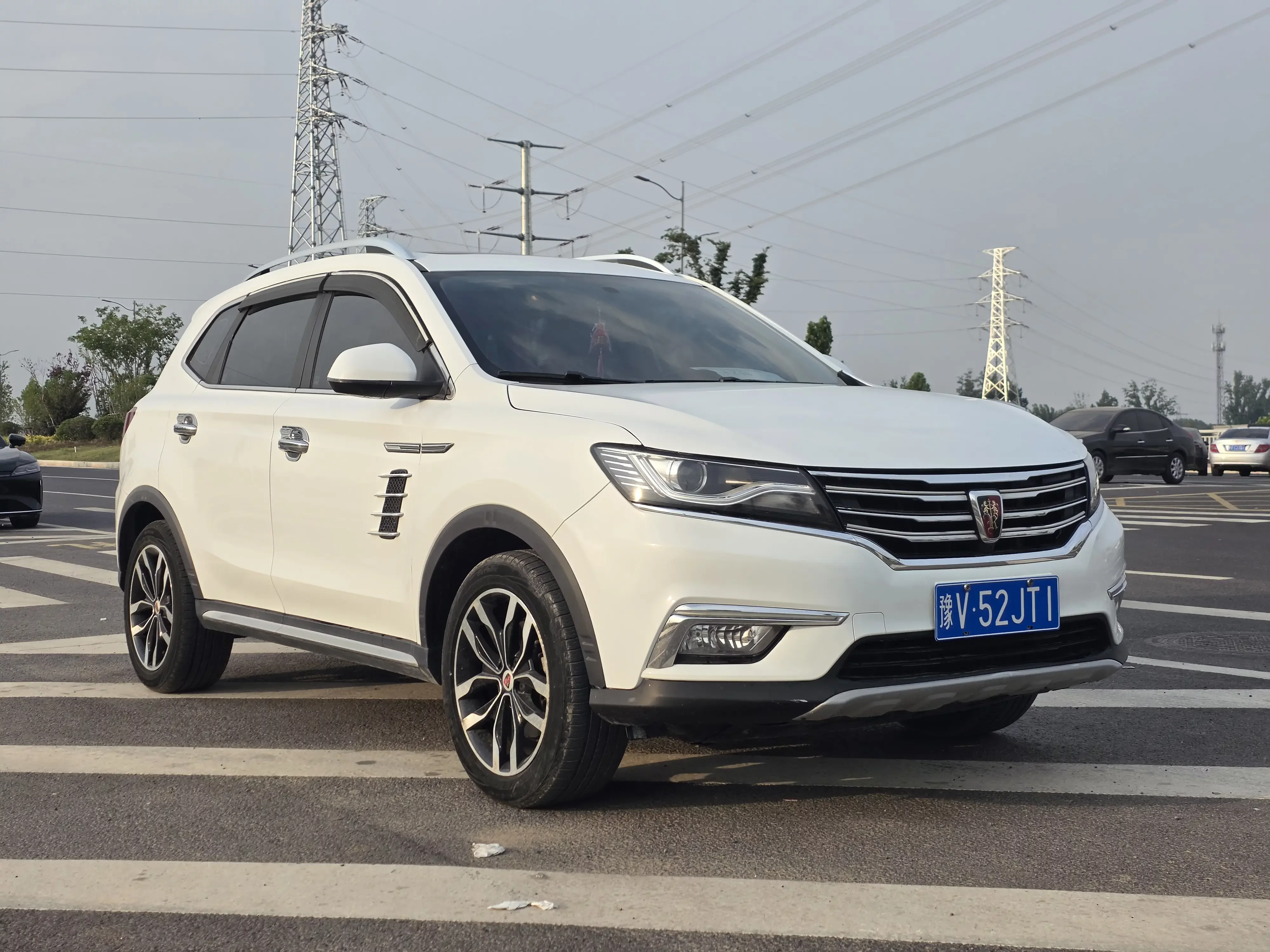 Roewe RX5