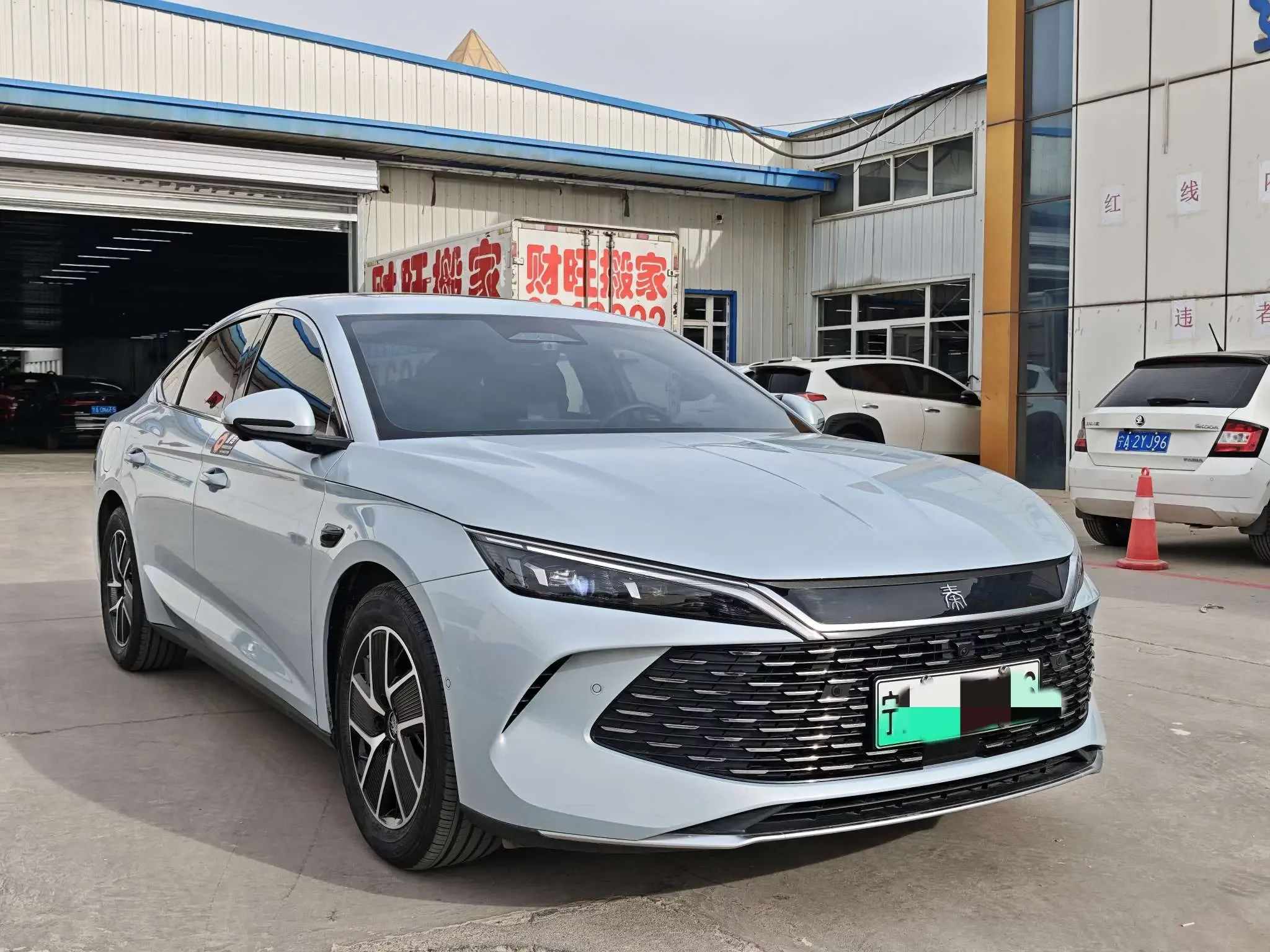 BYD Qin L DM