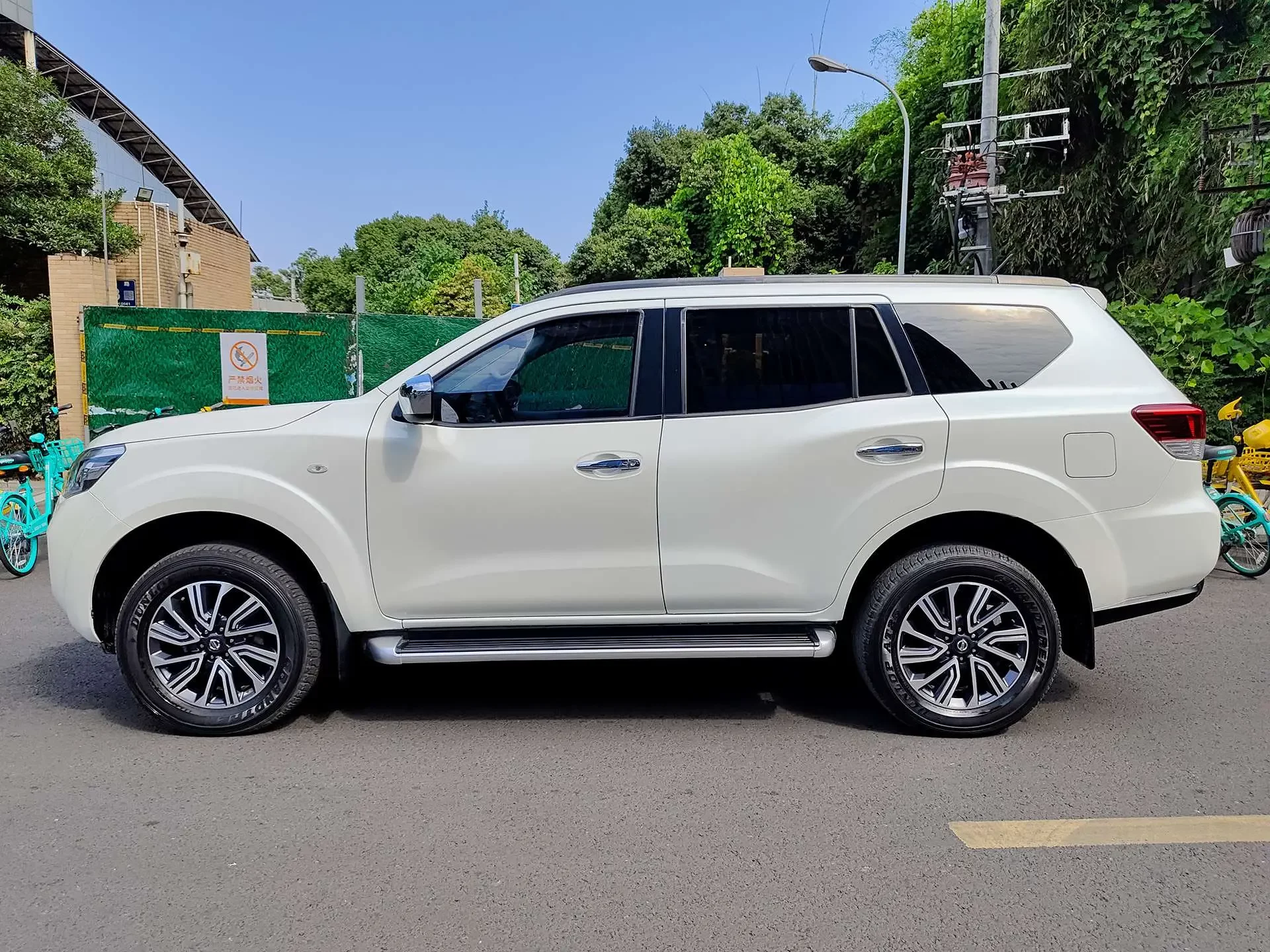 Nissan Tuda