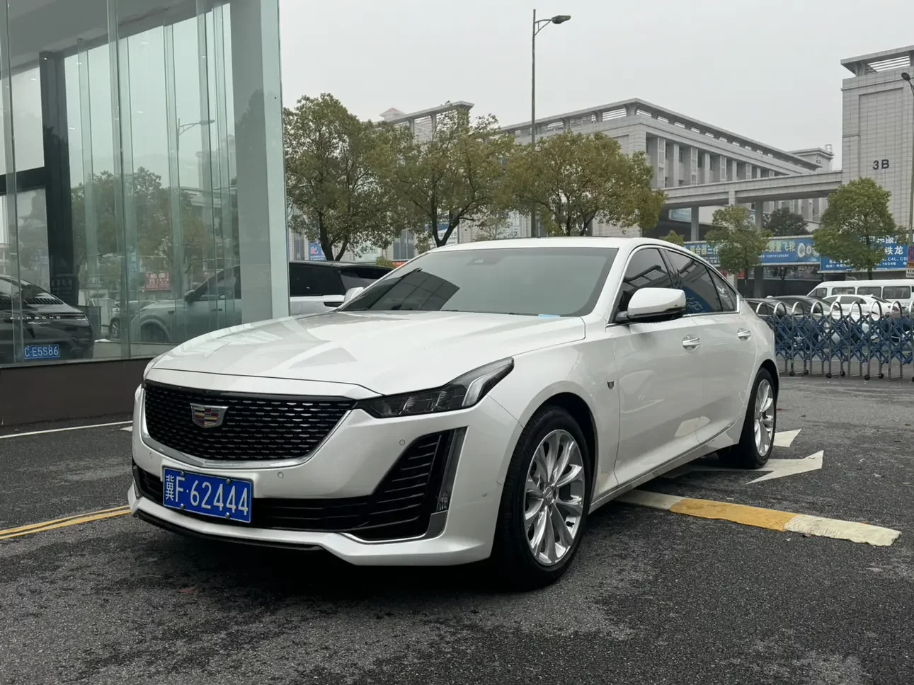 Cadillac CT5