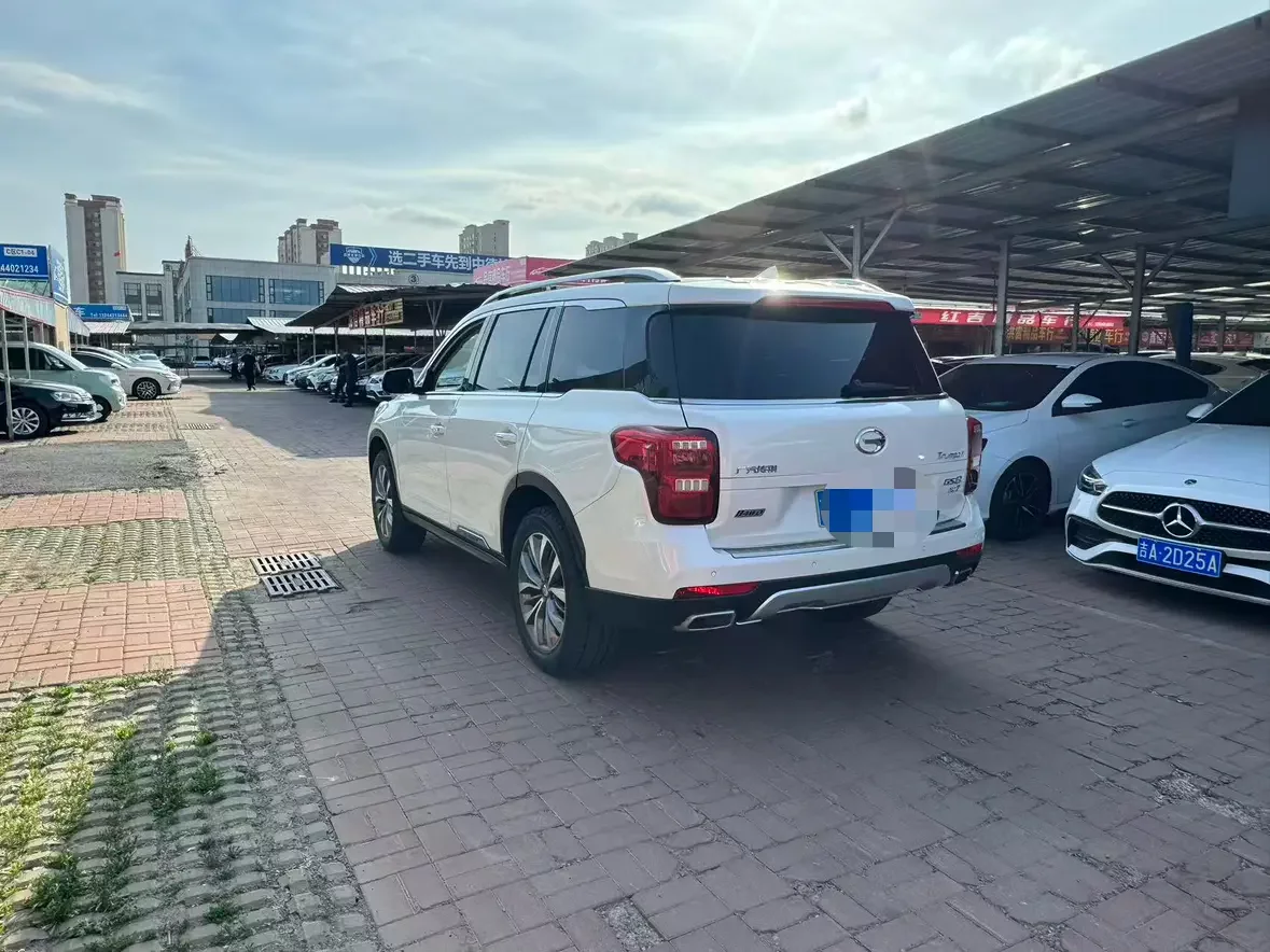 GAC Trumpchi GS8