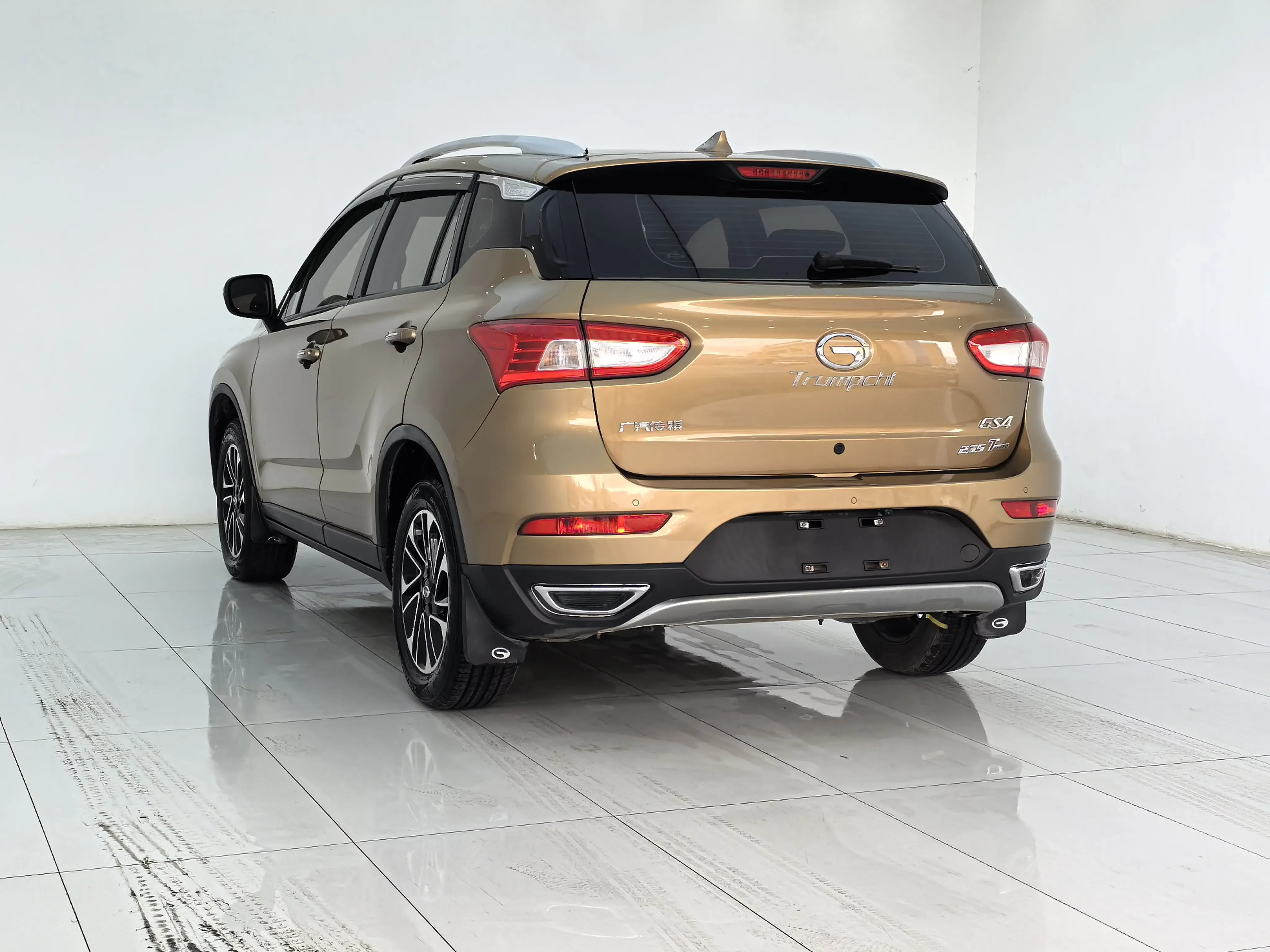 GAC Trumpchi GS4