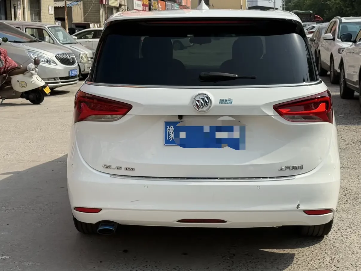 Buick GL6